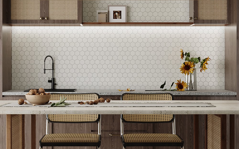 Vi har samlet en rekke flistrender, inspirasjon, guider og DIY's slik at du enkelt kan bli inspirert. Lurer du på hvordan du kan bruke fargerike fliser? Usikker på hvordan du legger flisheller? Lær mer her!