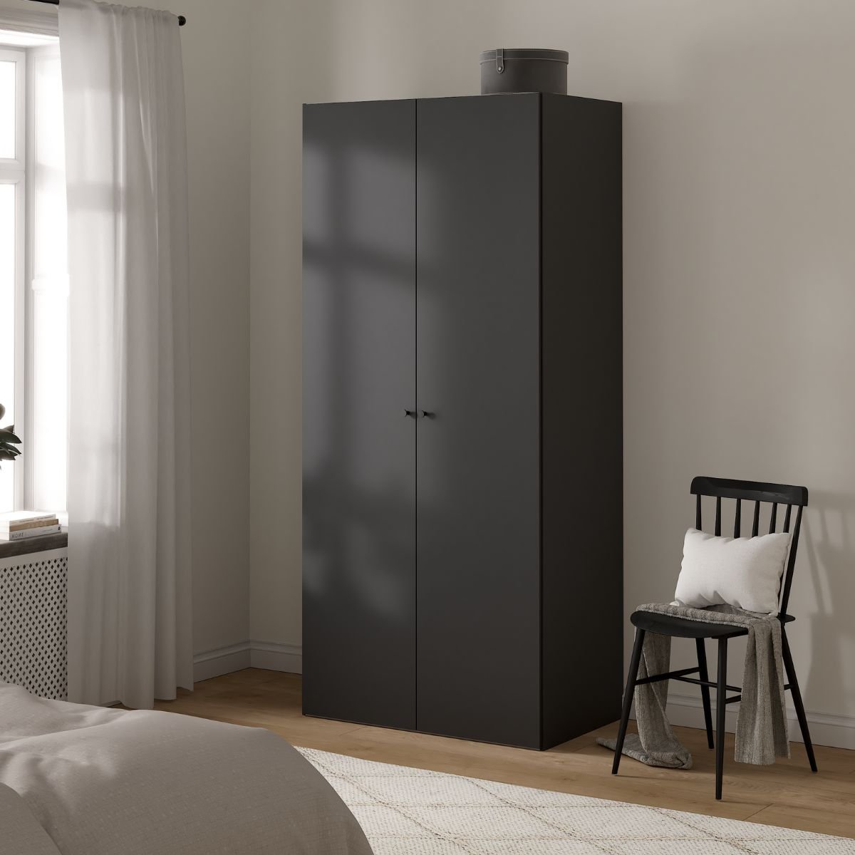 Lind Nest garderobeskap