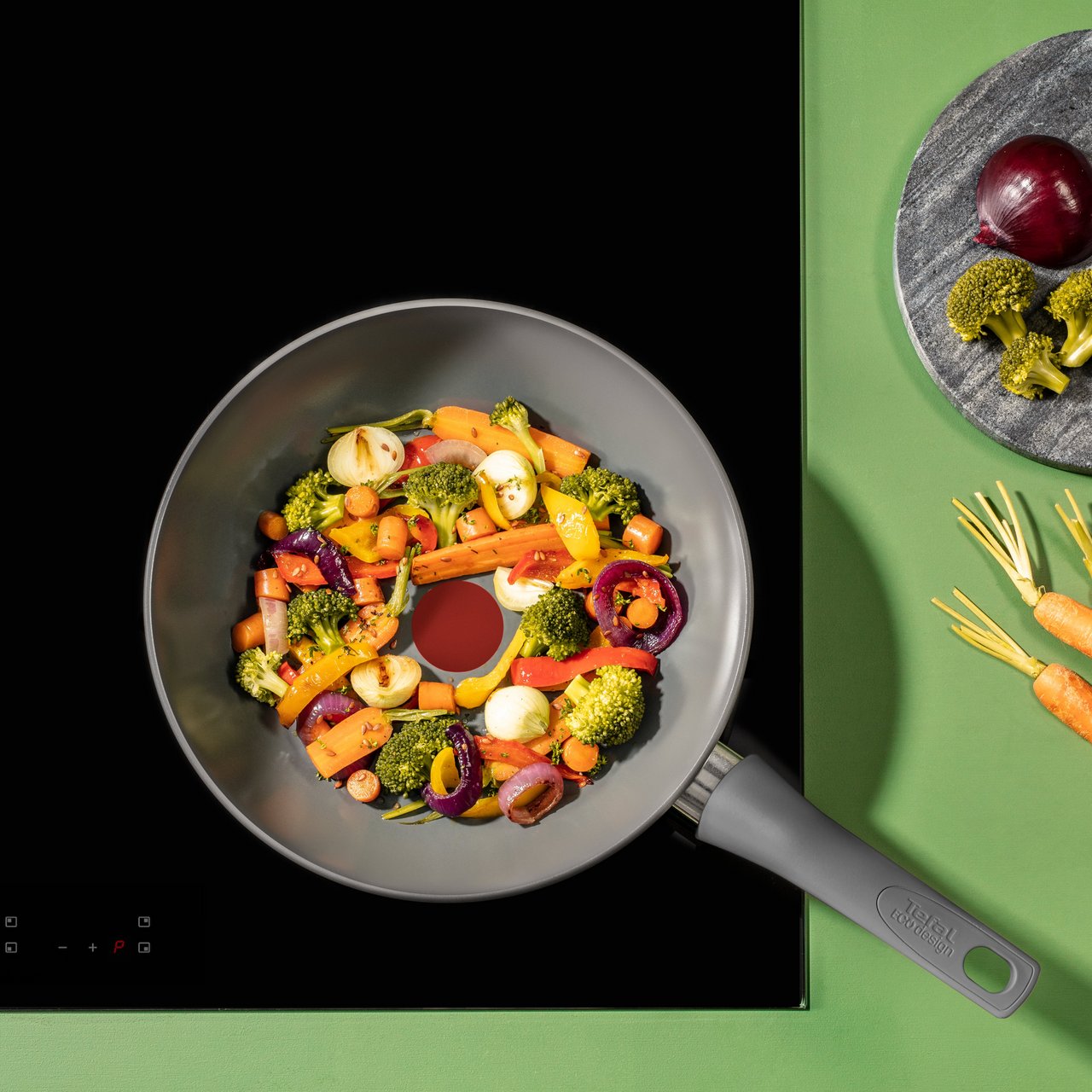 TEFAL RENEWAL WOKPANNE 28 CM GRÅ TEFAL RENEWAL WOKPANNE 28 CM GRÅ