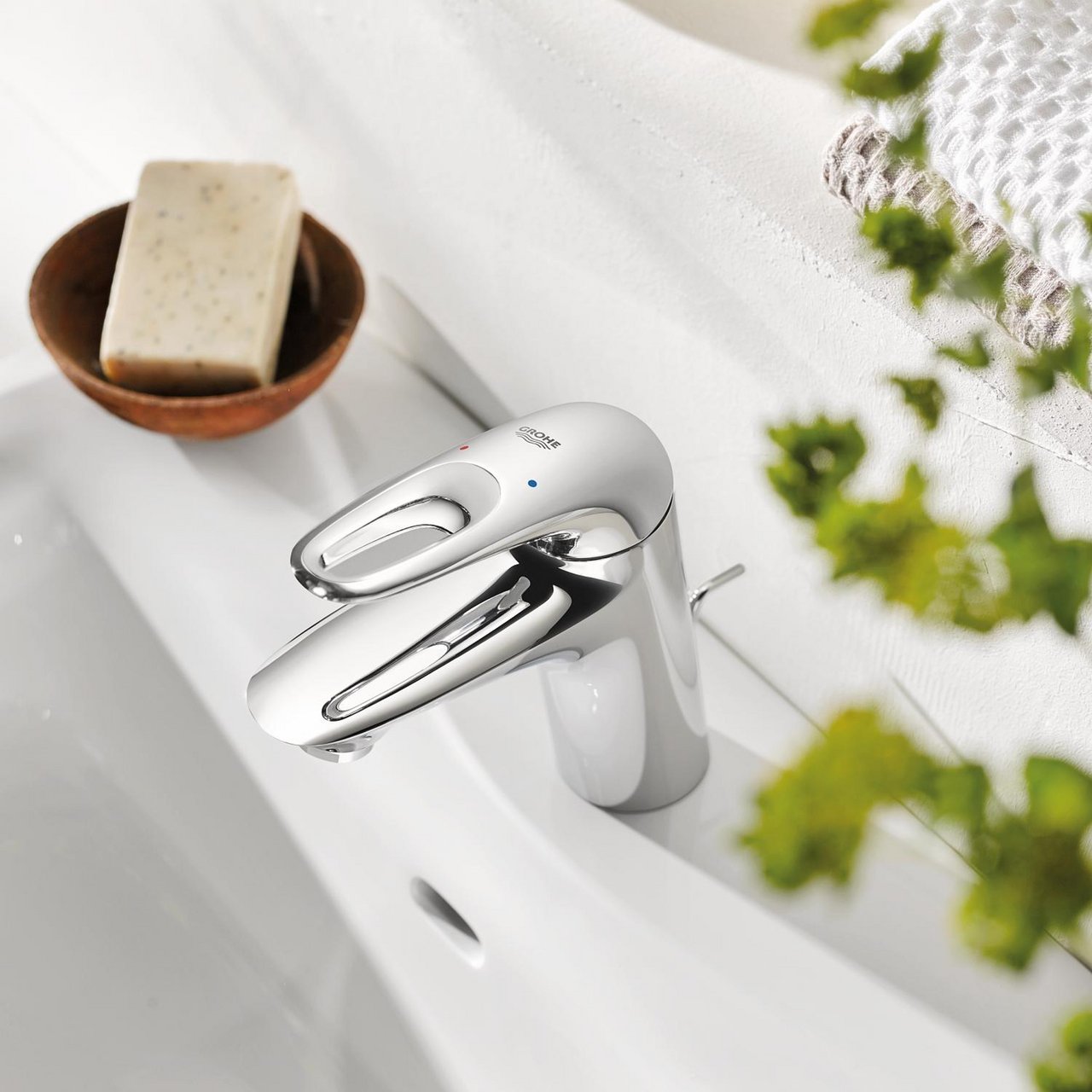 GROHE EUROSTYLE S SERVANTBATTERI M/OPPLØFT KROM