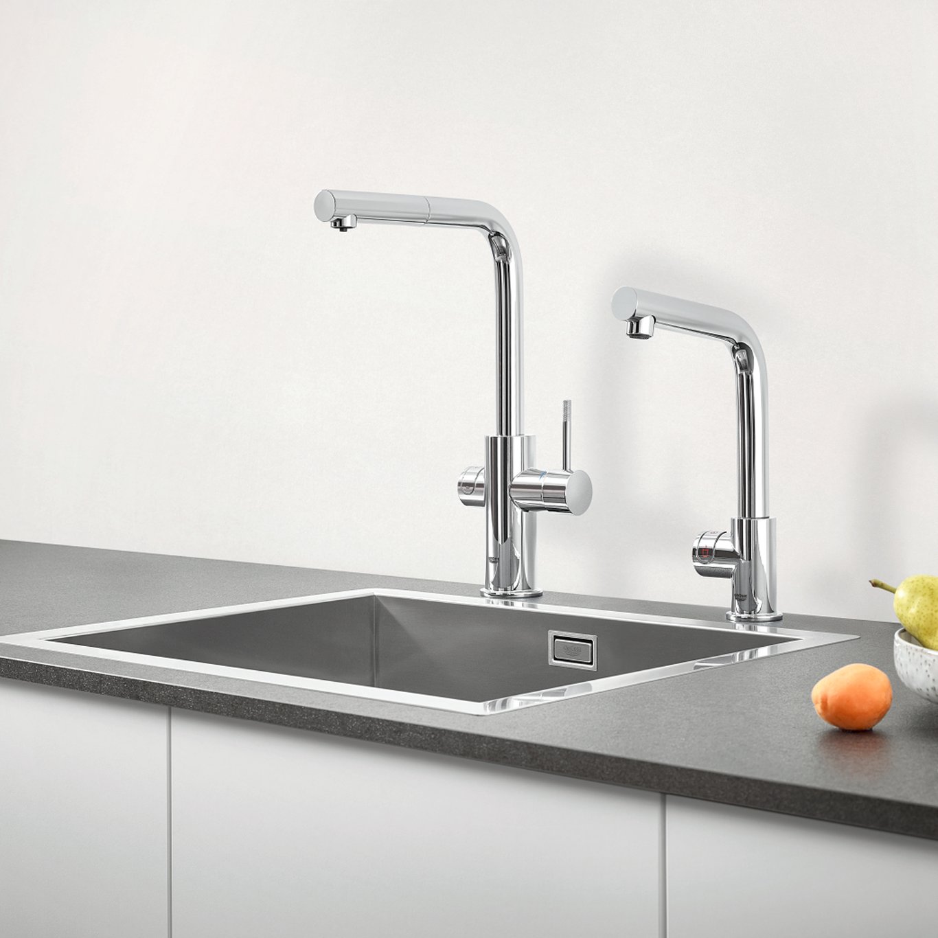 GROHE RED MONO KJØKKENKRAN OG M-STØRRELSE BEREDER KROM GROHE RED MONO KJØKKENKRAN OG M-STØRRELSE BEREDER KROM