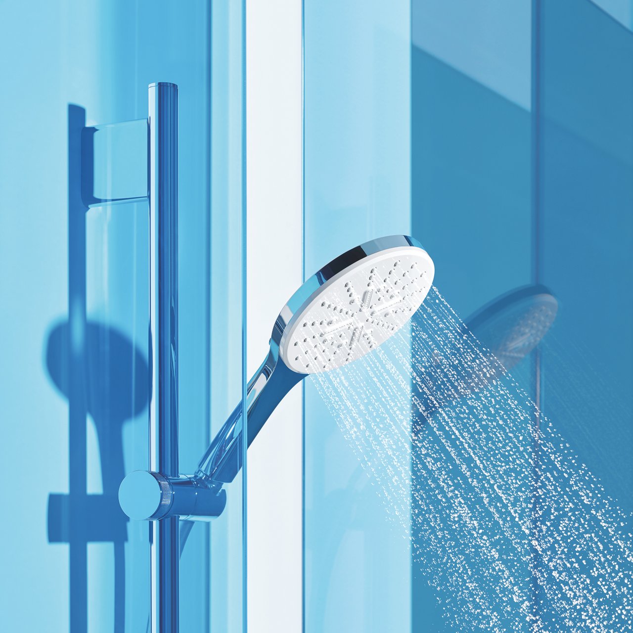 GROHE RSH SMARTACTIVE 130 DUSJSETT 3-SPRAY 900 8,5L MÅNEHVIT GROHE RSH SMARTACTIVE 130 DUSJSETT 3-SPRAY 900 8,5L MÅNEHVIT