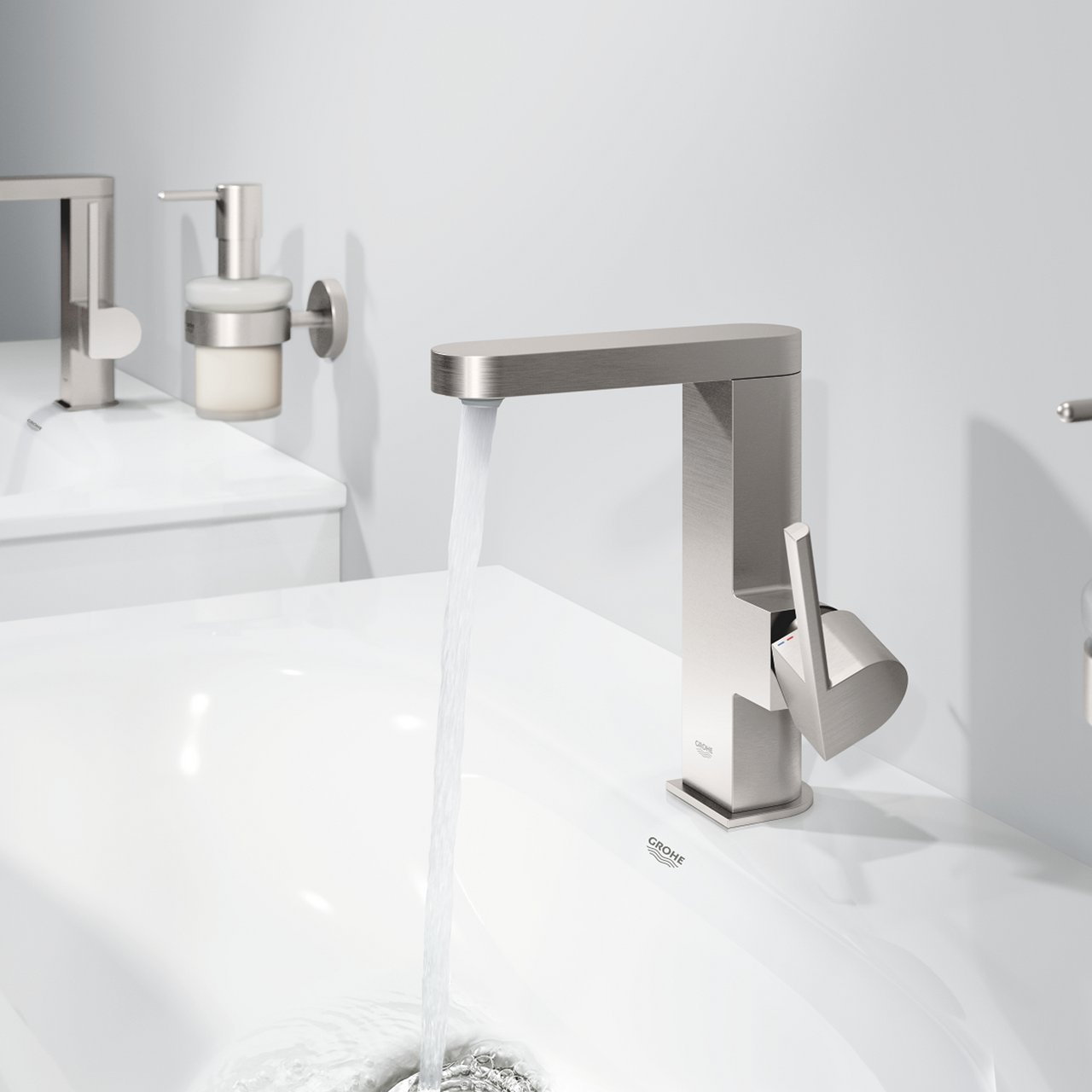GROHE PLUS M SERVANTBATTERI M/OPPLØFT SUPERSTEEL GROHE PLUS M SERVANTBATTERI M/OPPLØFT SUPERSTEEL