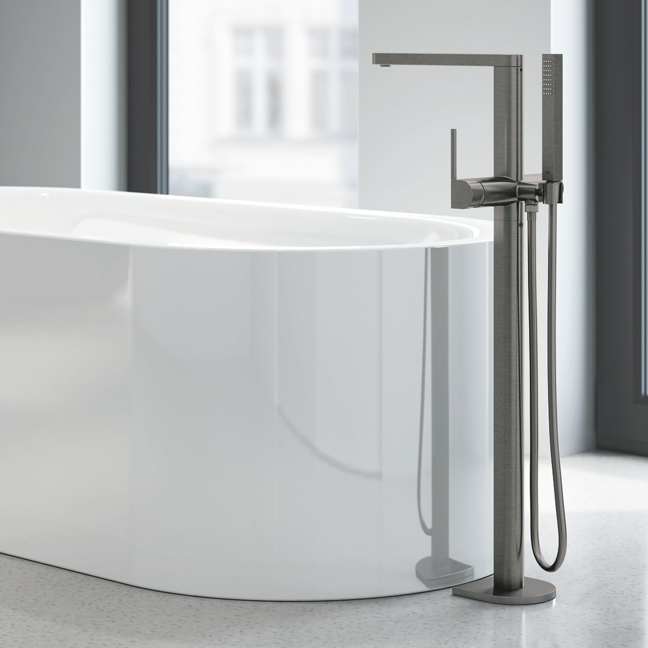 GROHE PLUS FRITTSTÅENDE BADEKARARMATUR BØRSTET HARD GRAFITT GROHE PLUS FRITTSTÅENDE BADEKARARMATUR BØRSTET HARD GRAFITT