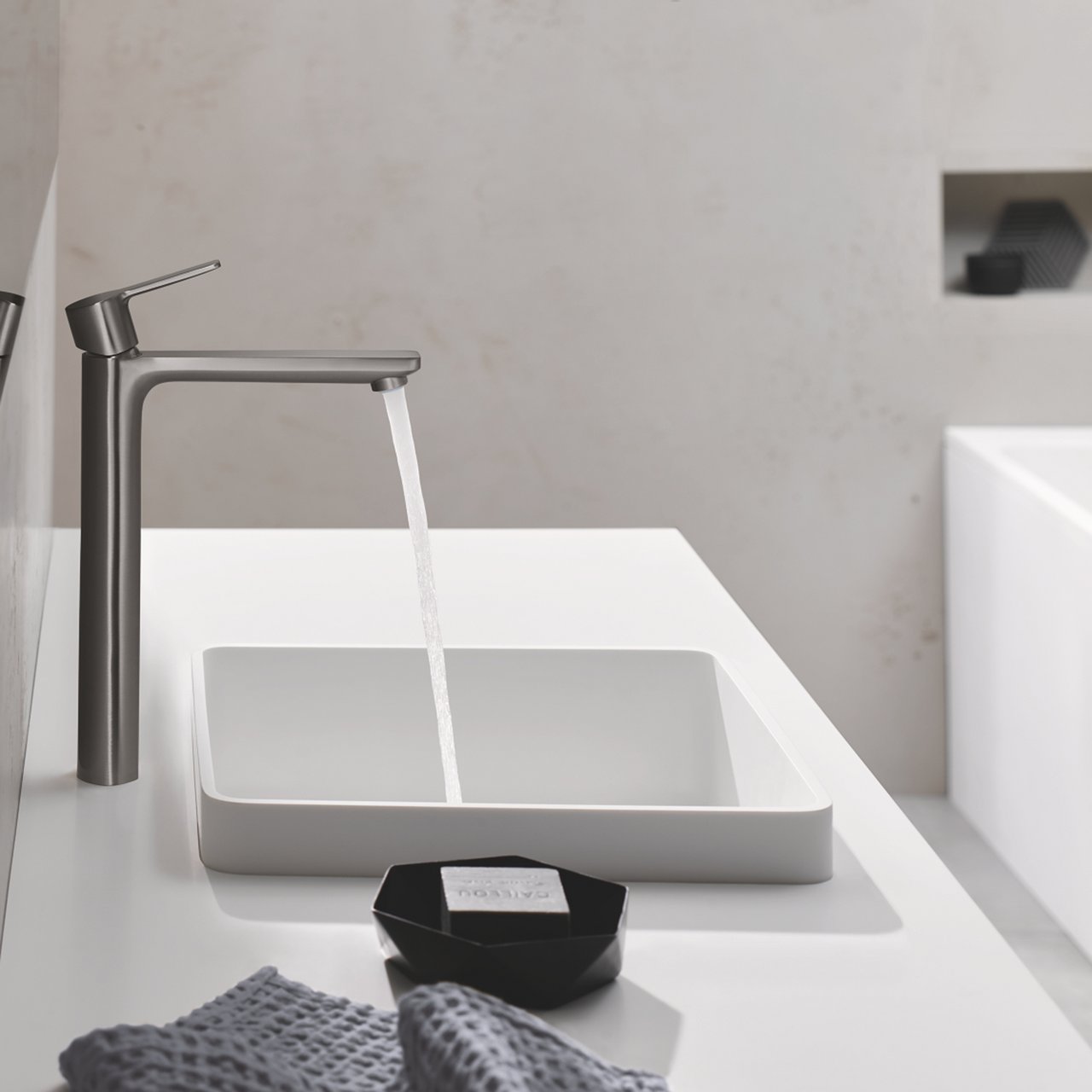 GROHE LINEARE XL SERVANTBATTERI BØRSTET HARD GRAFITT GROHE LINEARE XL SERVANTBATTERI BØRSTET HARD GRAFITT