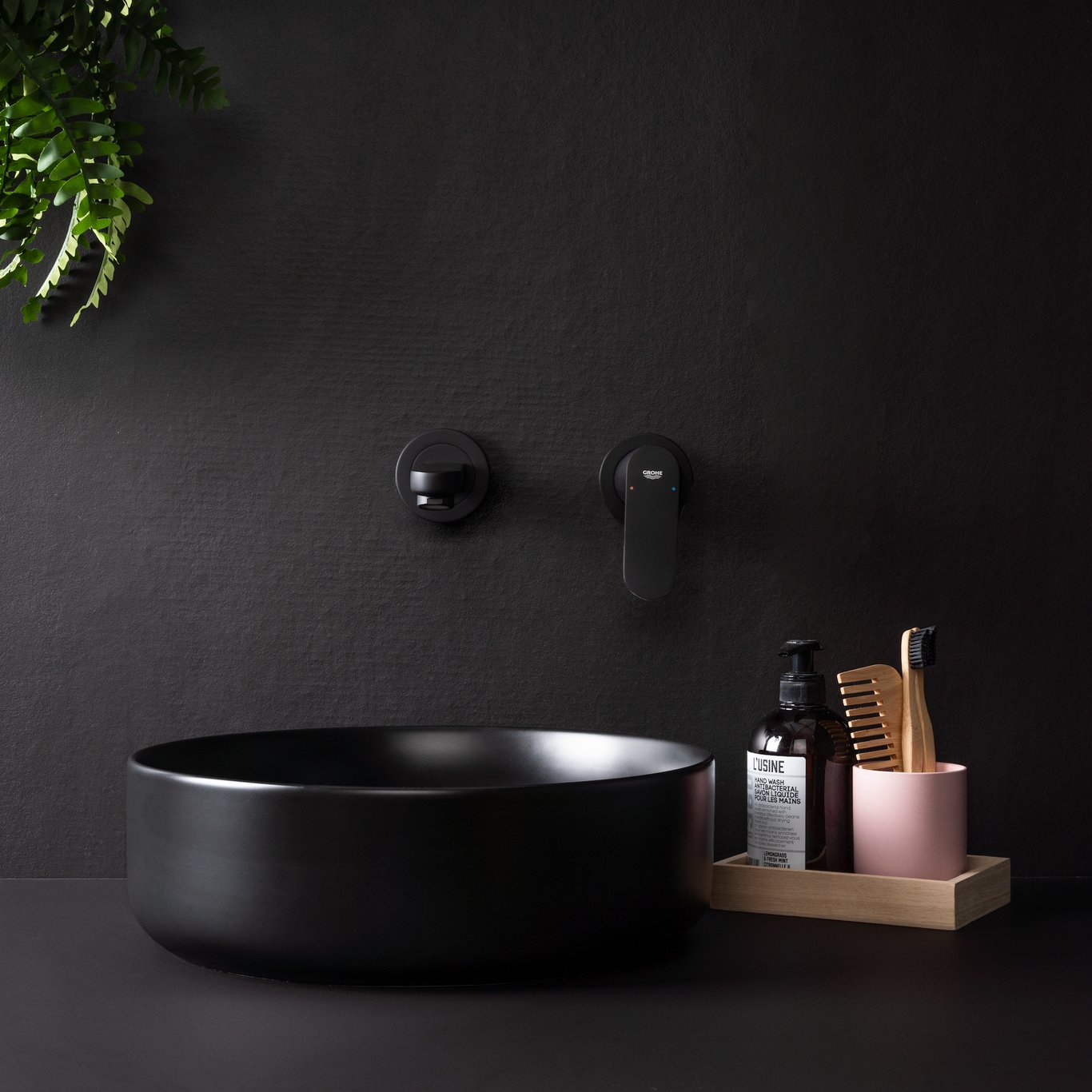 GROHE GET 2-HULLS INNBYGNINGSARMATUR MATT SORT GROHE GET 2-HULLS INNBYGNINGSARMATUR MATT SORT