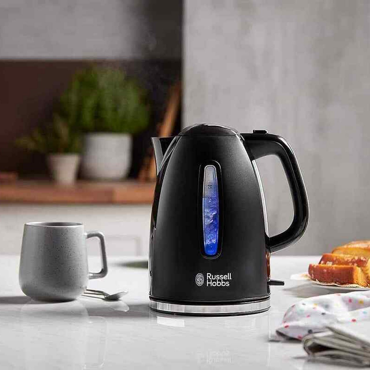 RUSSELL HOBBS VANNKOKER TEXTURES, SVART 1,7L RUSSELL HOBBS VANNKOKER TEXTURES, SVART 1,7L