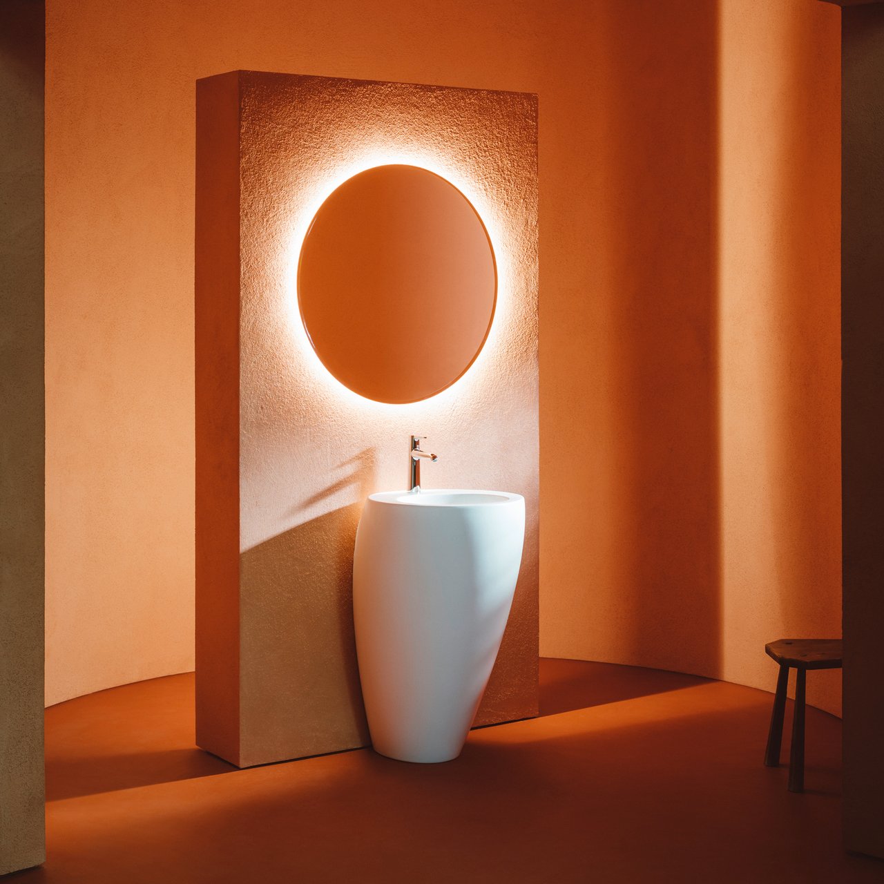 LAUFEN ALESSI ONE SERVANT 52 X 53 CM M/ INTEGRERT PIDESTAL OG MONTERINGSSETT LAUFEN ALESSI ONE SERVANT 52 X 53 CM M/ INTEGRERT PIDESTAL OG MONTERINGSSETT