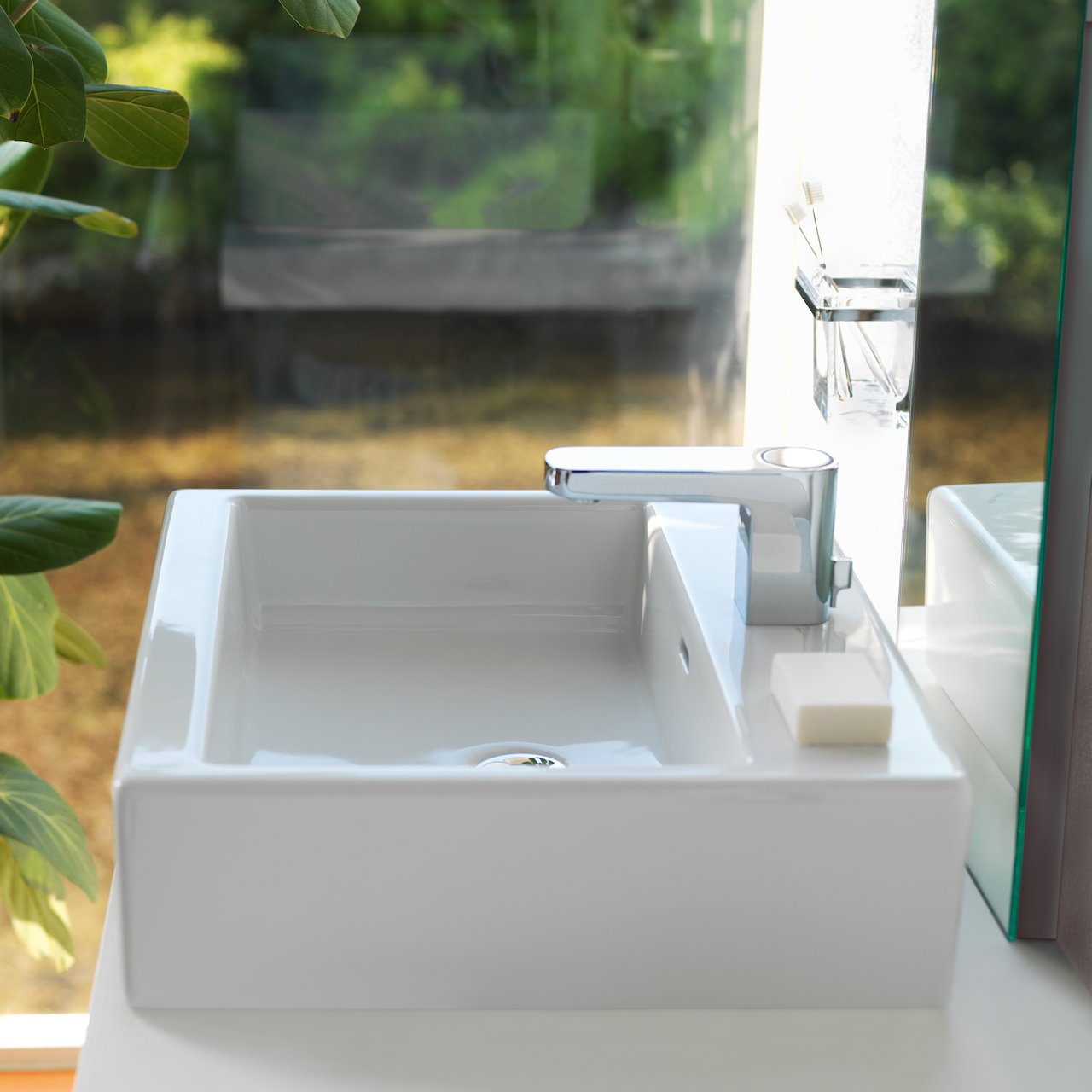 LAUFEN LIVING CITY SERVANT 50X42,5 CM HVIT LAUFEN LIVING CITY SERVANT 50X42,5 CM HVIT