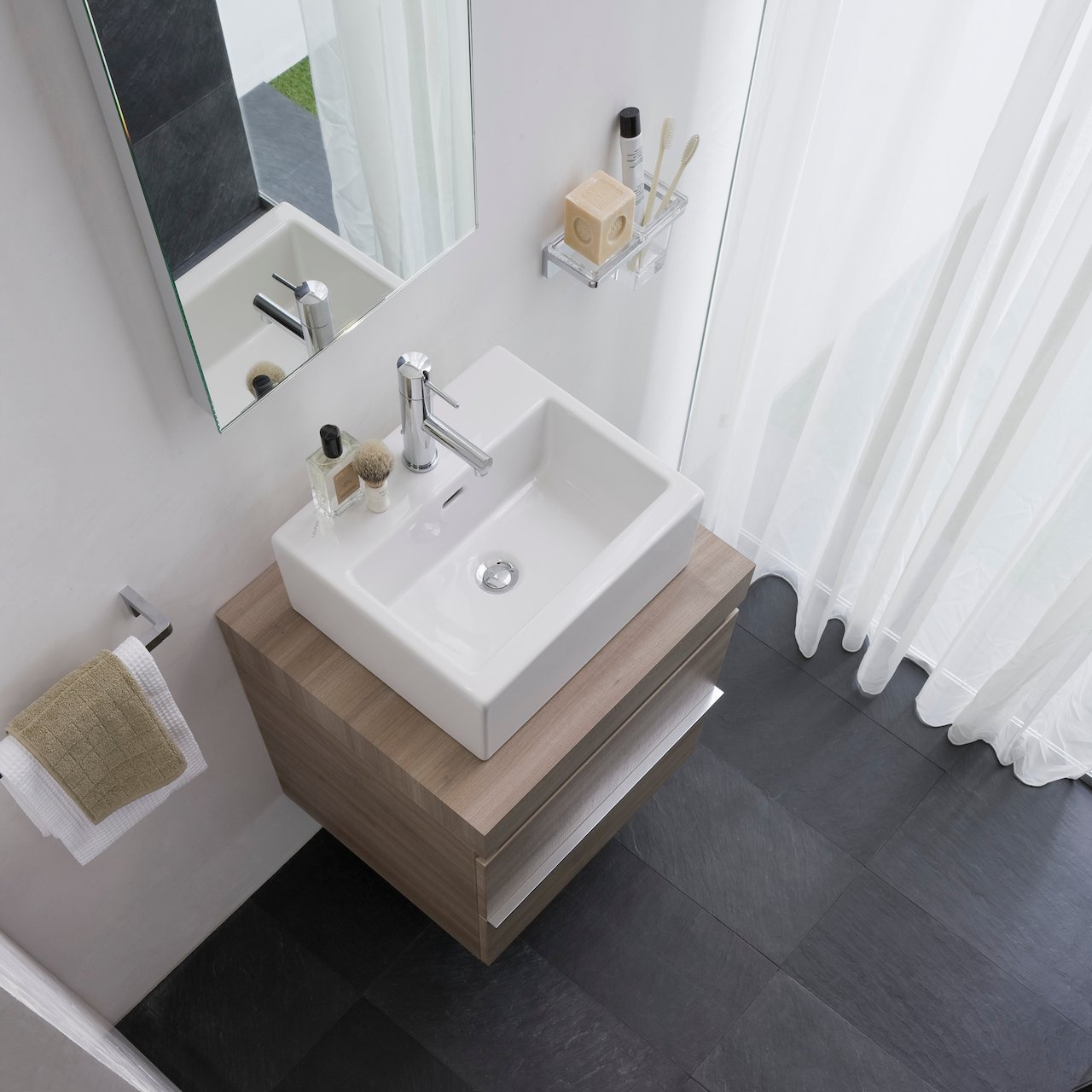 LAUFEN LIVING CITY SERVANT 45X38 CM HVIT LAUFEN LIVING CITY SERVANT 45X38 CM HVIT