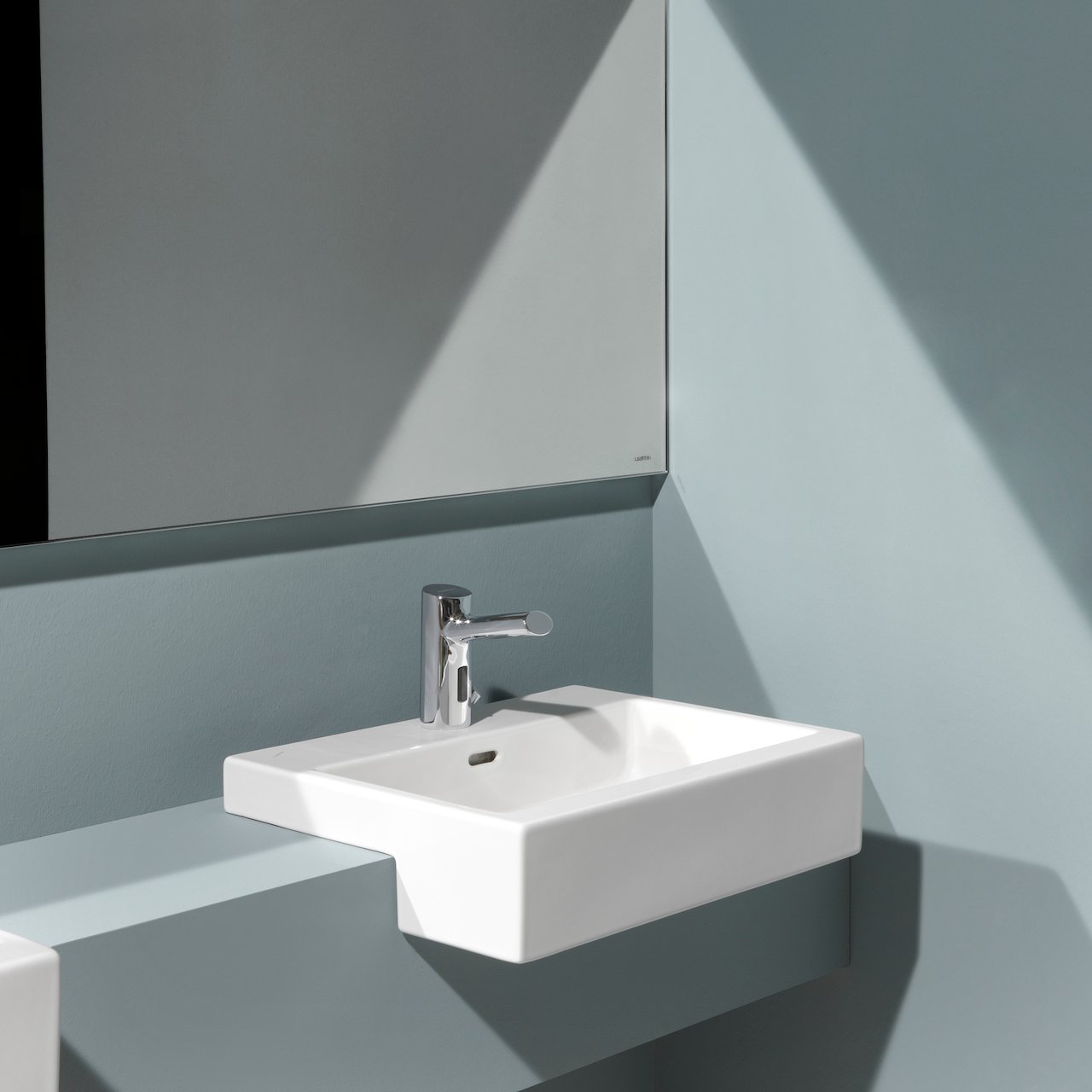 LAUFEN LIVING CITY SERVANT 50X46 CM U/ARMATURHULL HVIT