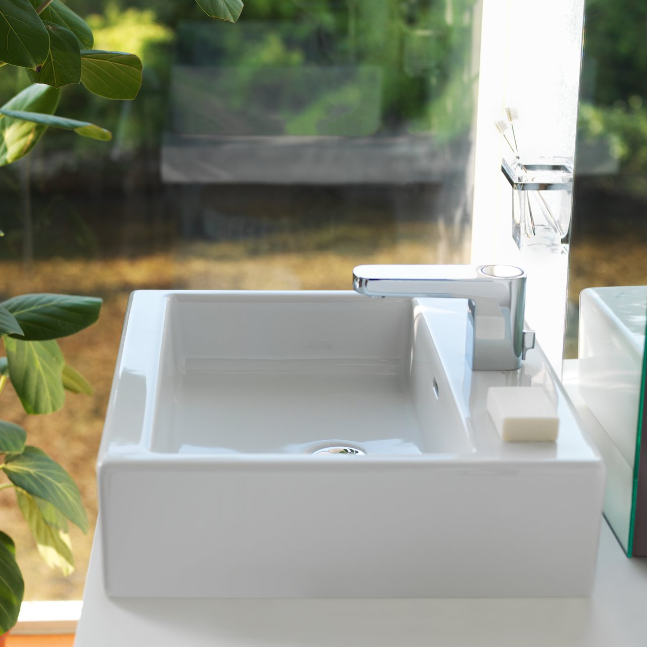 LAUFEN LIVING CITY SERVANT 80X46 CM GLATT UNDERSIDE HVIT LAUFEN LIVING CITY SERVANT 80X46 CM GLATT UNDERSIDE HVIT