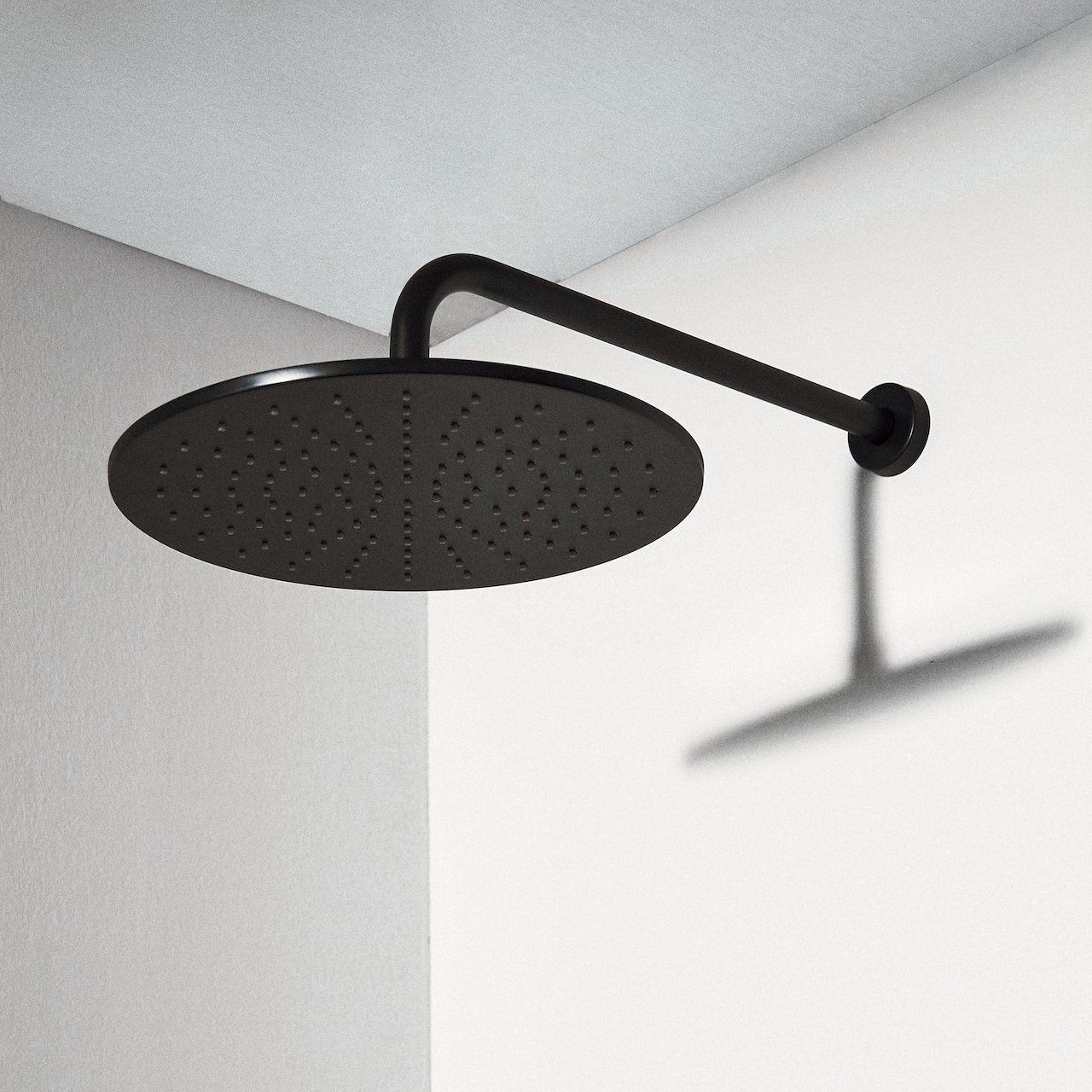 IDEAL STANDARD IDEALRAIN DUSJHODE Ø300 1/2" MATT SORT IDEAL STANDARD IDEALRAIN DUSJHODE Ø300 1/2" MATT SORT