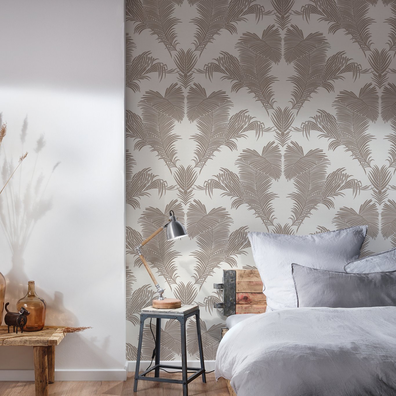 INNOVA TREND TAPET BLADER HVIT/BRUN 10,05X0,53 M INNOVA TREND TAPET BLADER HVIT/BRUN 10,05X0,53 M