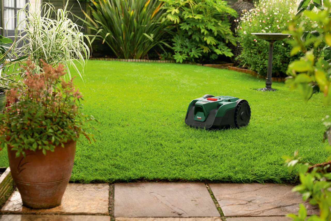 BOSCH ROBOTGRESSKLIPPER VISIMOW 100 18V SOLO