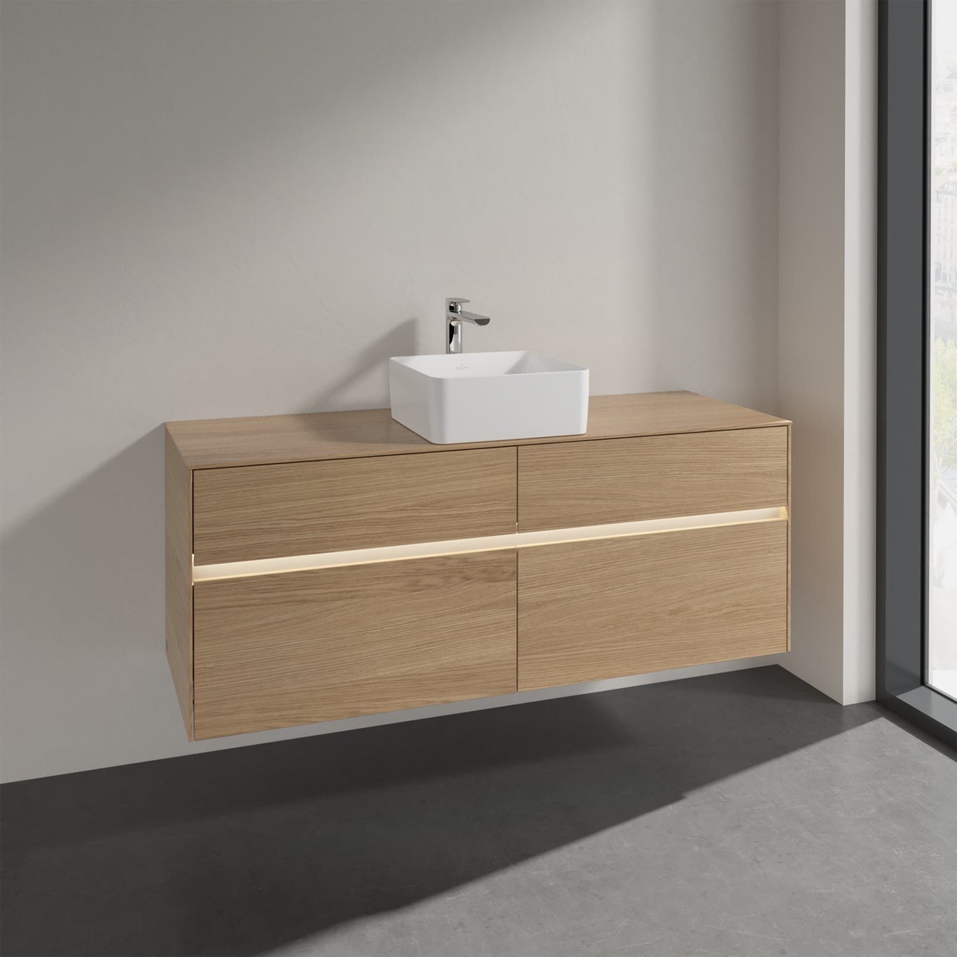 V&B COLLARO SERVANTSKAP 140 M/LYS FOR SERVANT MIDT M/4 SKUFFER NORDISK EIK V&B COLLARO SERVANTSKAP 140 M/LYS FOR SERVANT MIDT M/4 SKUFFER NORDISK EIK