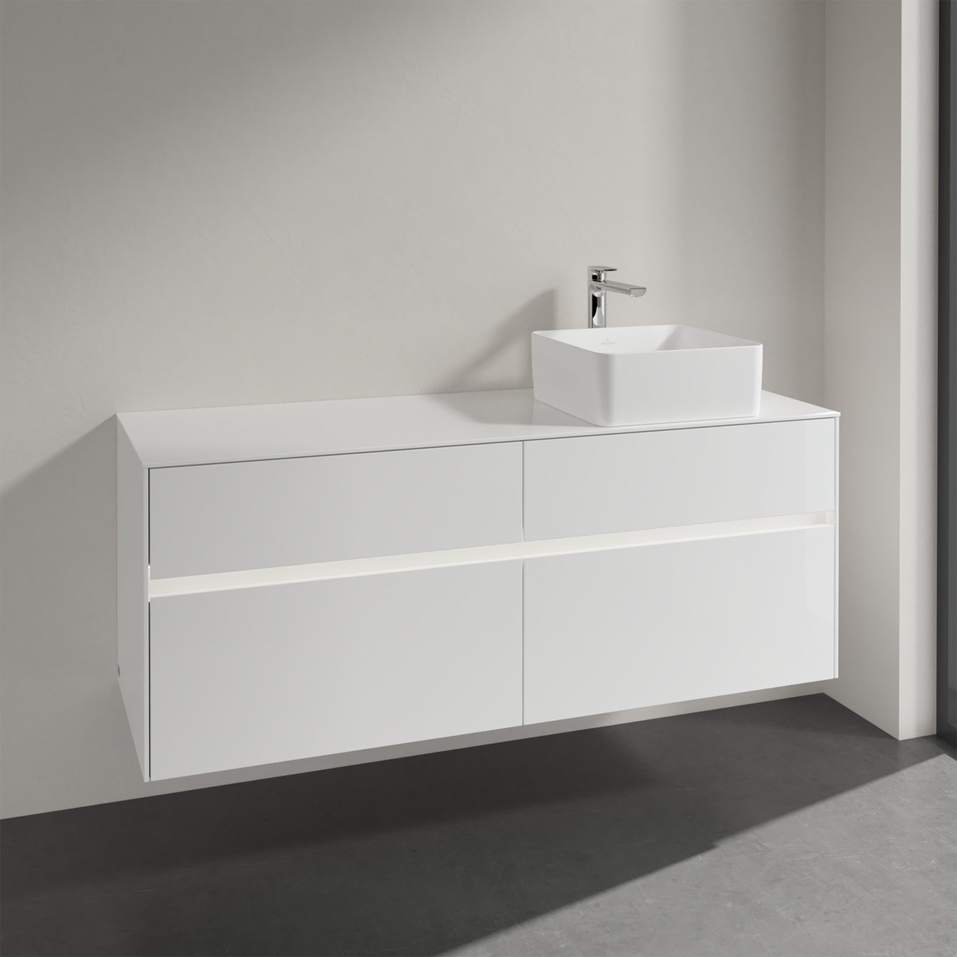 V&B COLLARO SERVANTSKAP 140 M/LYS FOR SERVANT HØYRE M/4 SKUFFER HVIT HØYGLANS