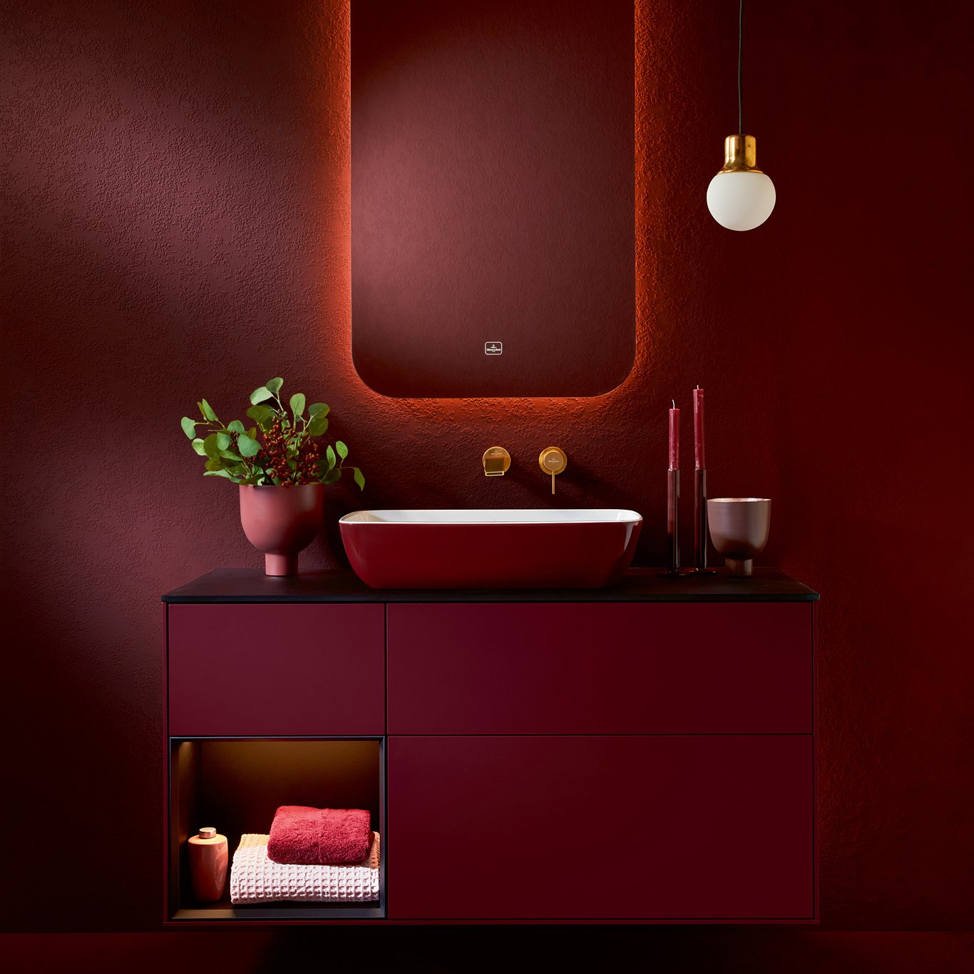 V&B ARTIS SERVANT 58X38 BORDEAUX V&B ARTIS SERVANT 58X38 BORDEAUX