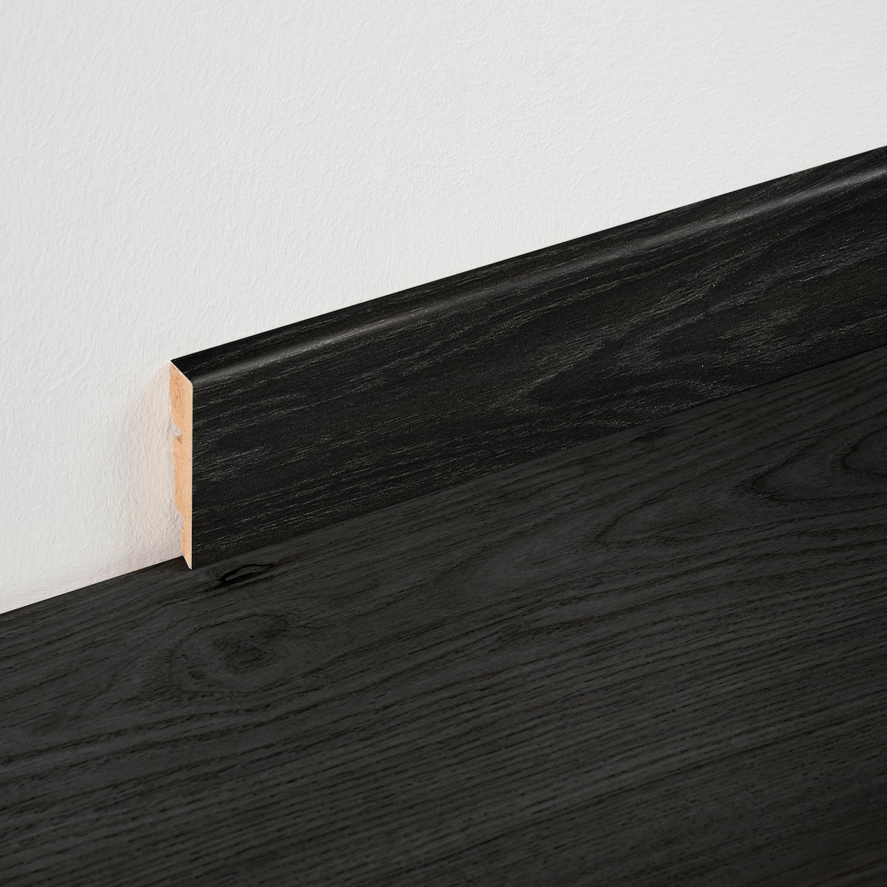 BERRYALLOC CHARME SORT SOKKELLIST 2,4M BERRYALLOC CHARME SORT SOKKELLIST 2,4M