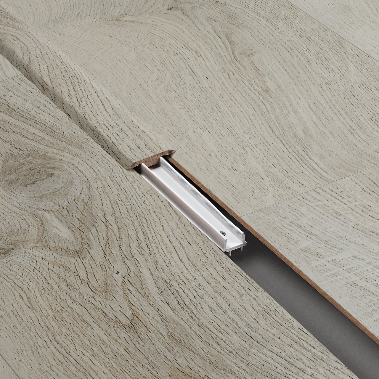 BERRYALLOC T-LIST GYANT LYS 2,4M BERRYALLOC T-LIST GYANT LYS 2,4M