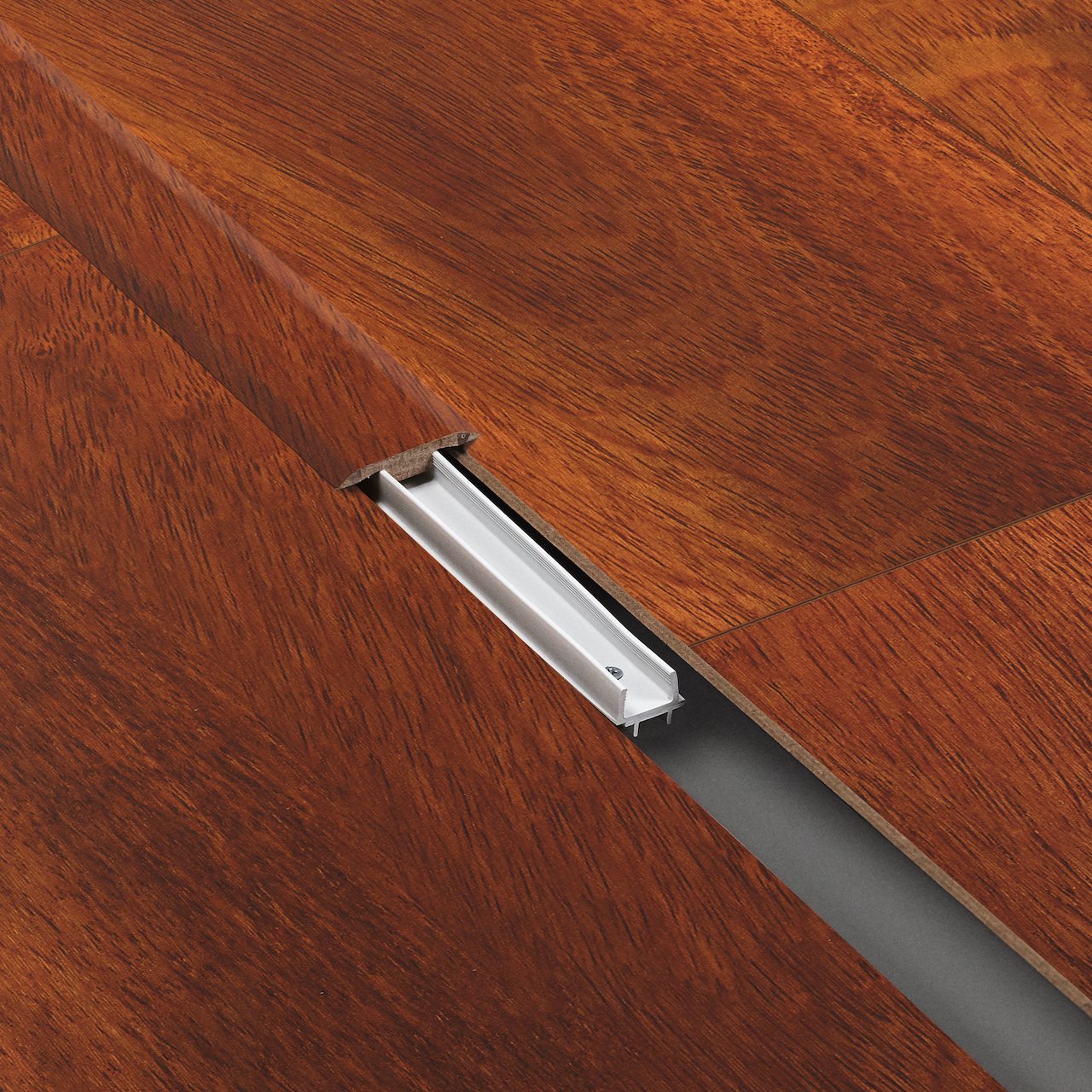 BERRYALLOC T-LIST MERBAU BRUN 2,4M BERRYALLOC T-LIST MERBAU BRUN 2,4M