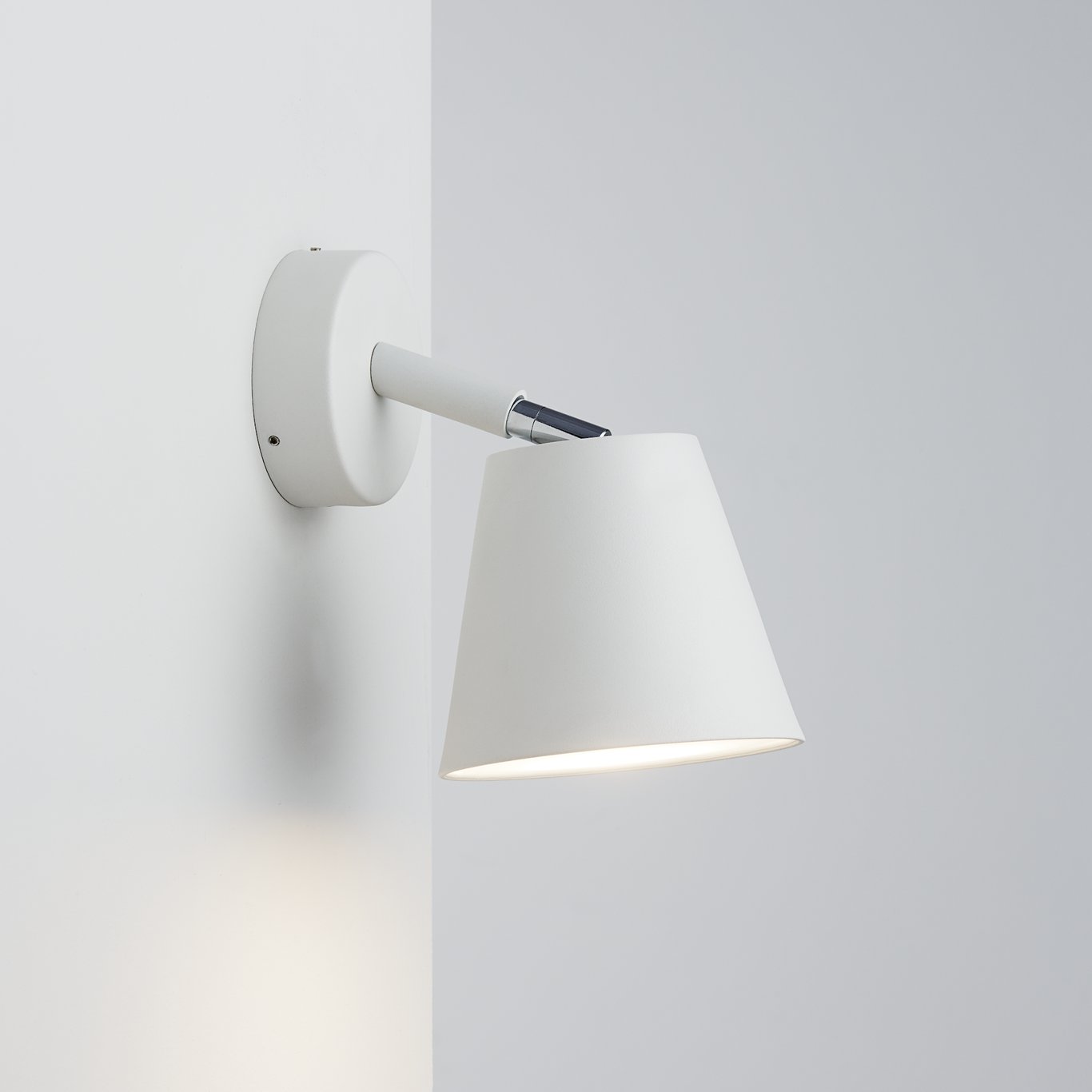 NORDLUX IP S6 BADEROMSLAMPE HVIT NORDLUX IP S6 BADEROMSLAMPE HVIT