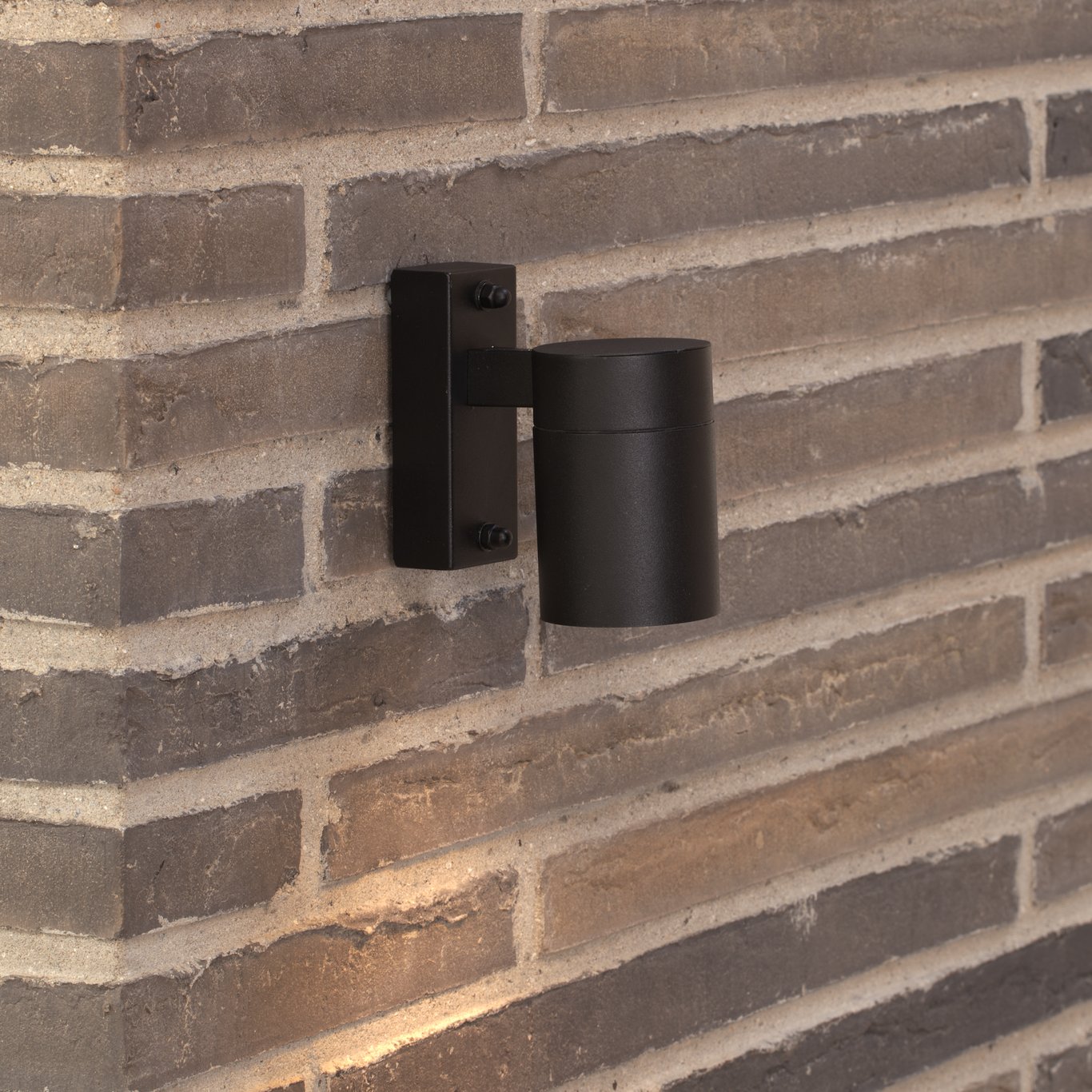 NORDLUX TIN VEGGLAMPE SORT U/LYSKILDE NORDLUX TIN VEGGLAMPE SORT U/LYSKILDE