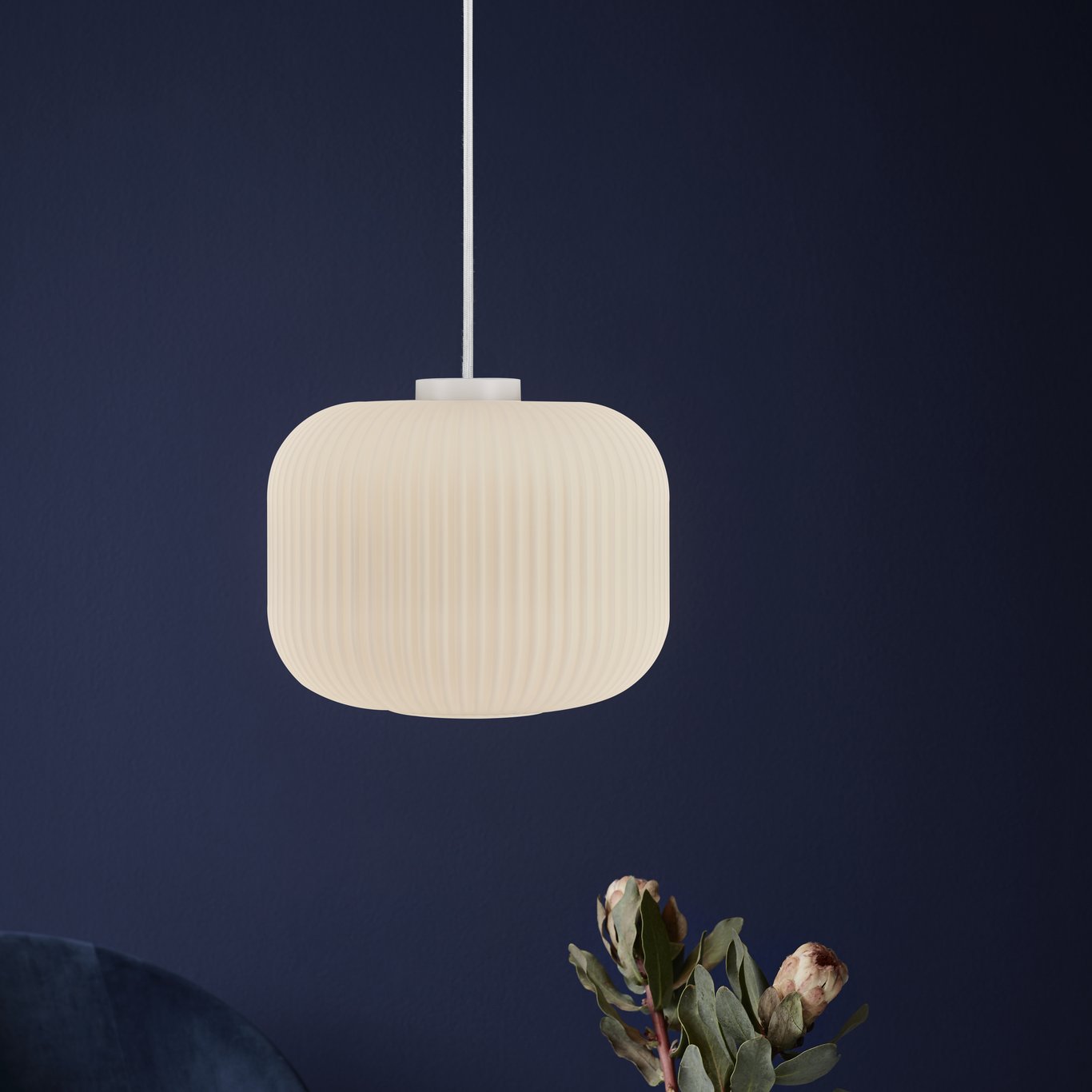 NORDLUX MILFORD 30 PENDEL OVAL GLASS HVIT NORDLUX MILFORD 30 PENDEL OVAL GLASS HVIT