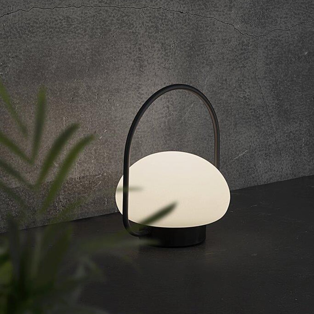 NORDLUX SPONGE 20 TO GO OPPLADBAR BORDLAMPE 4,8W NORDLUX SPONGE 20 TO GO OPPLADBAR BORDLAMPE 4,8W