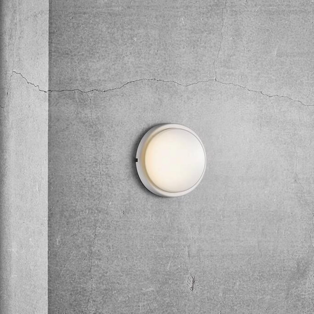 NORDLUX CUBA ENERGY ROUND VEGG/TAK IP54 LED HVIT NORDLUX CUBA ENERGY ROUND VEGG/TAK IP54 LED HVIT