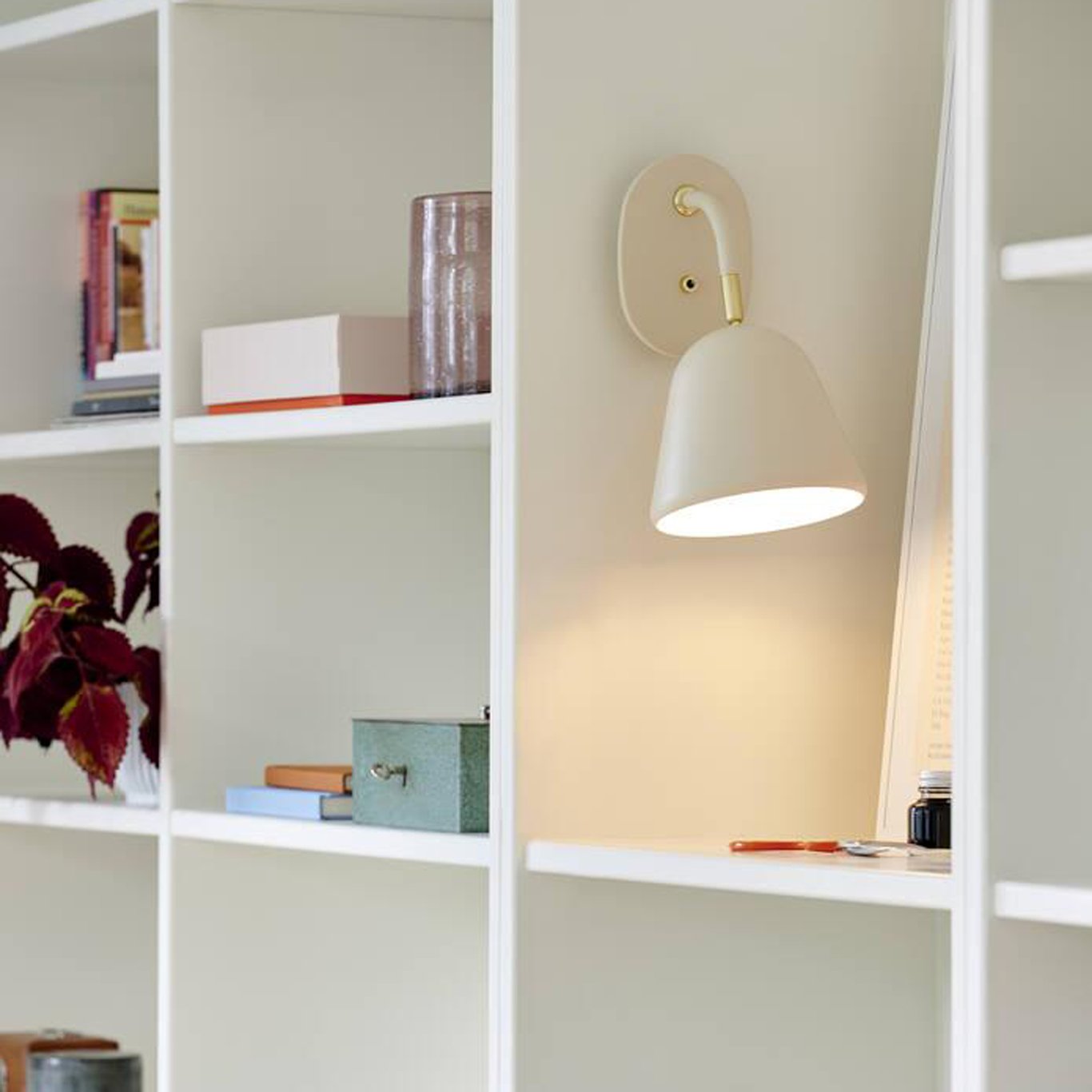 NORDLUX FLEUR VEGGLAMPE E14 BEIGE NORDLUX FLEUR VEGGLAMPE E14 BEIGE