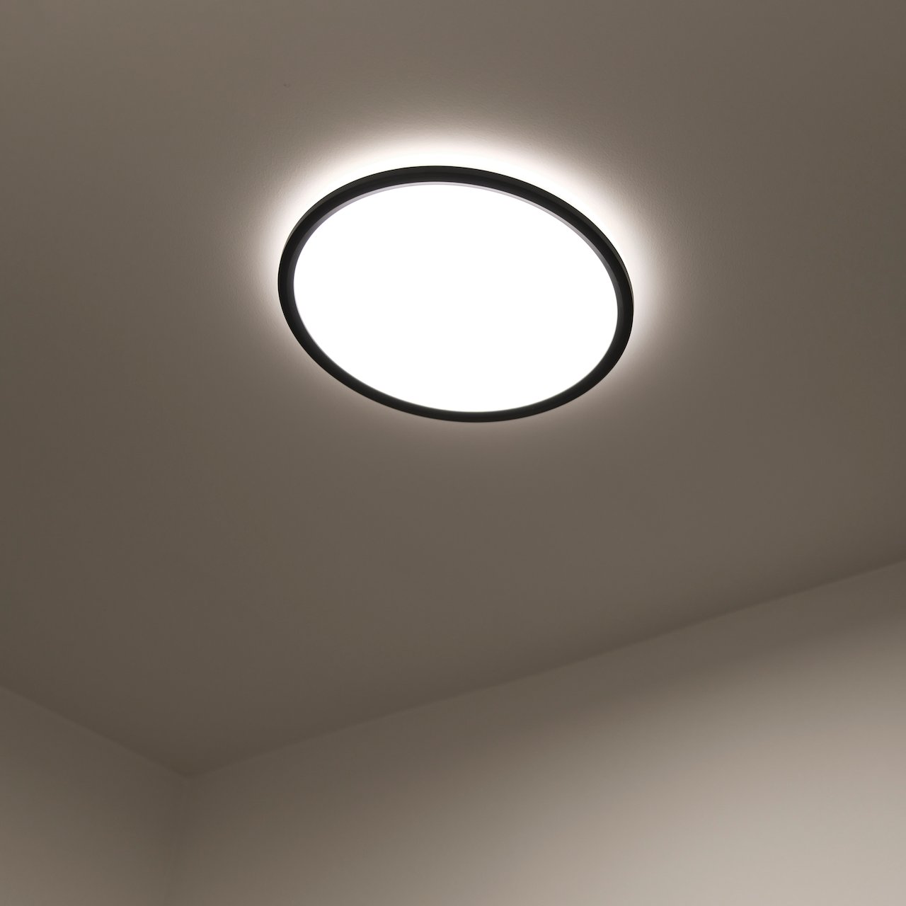 NORDLUX LIVA SMART PLAFOND 2700-6500K RGB SORT NORDLUX LIVA SMART PLAFOND 2700-6500K RGB SORT