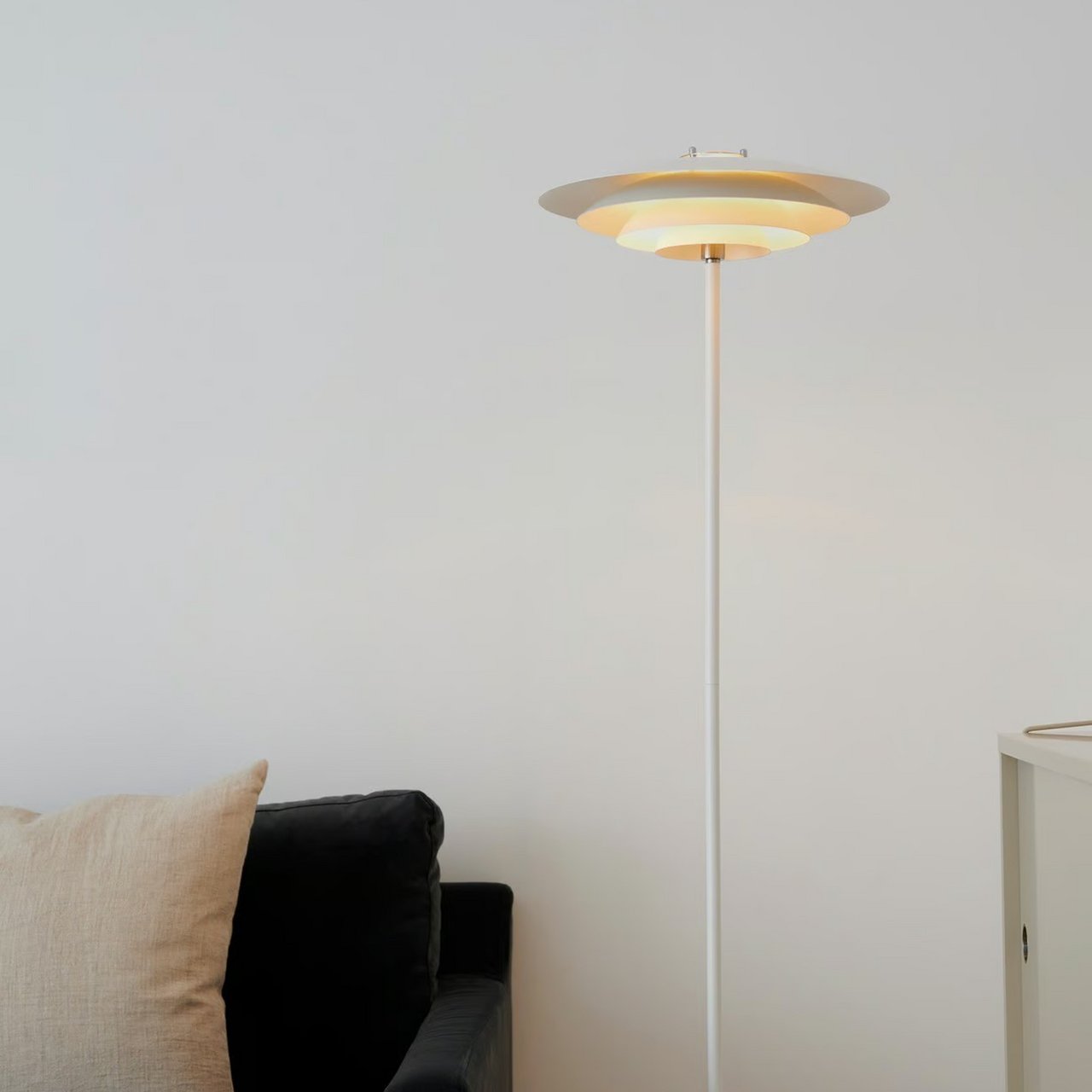 NORDLUX BRETAGNE GULVLAMPE G9 HVIT NORDLUX BRETAGNE GULVLAMPE G9 HVIT