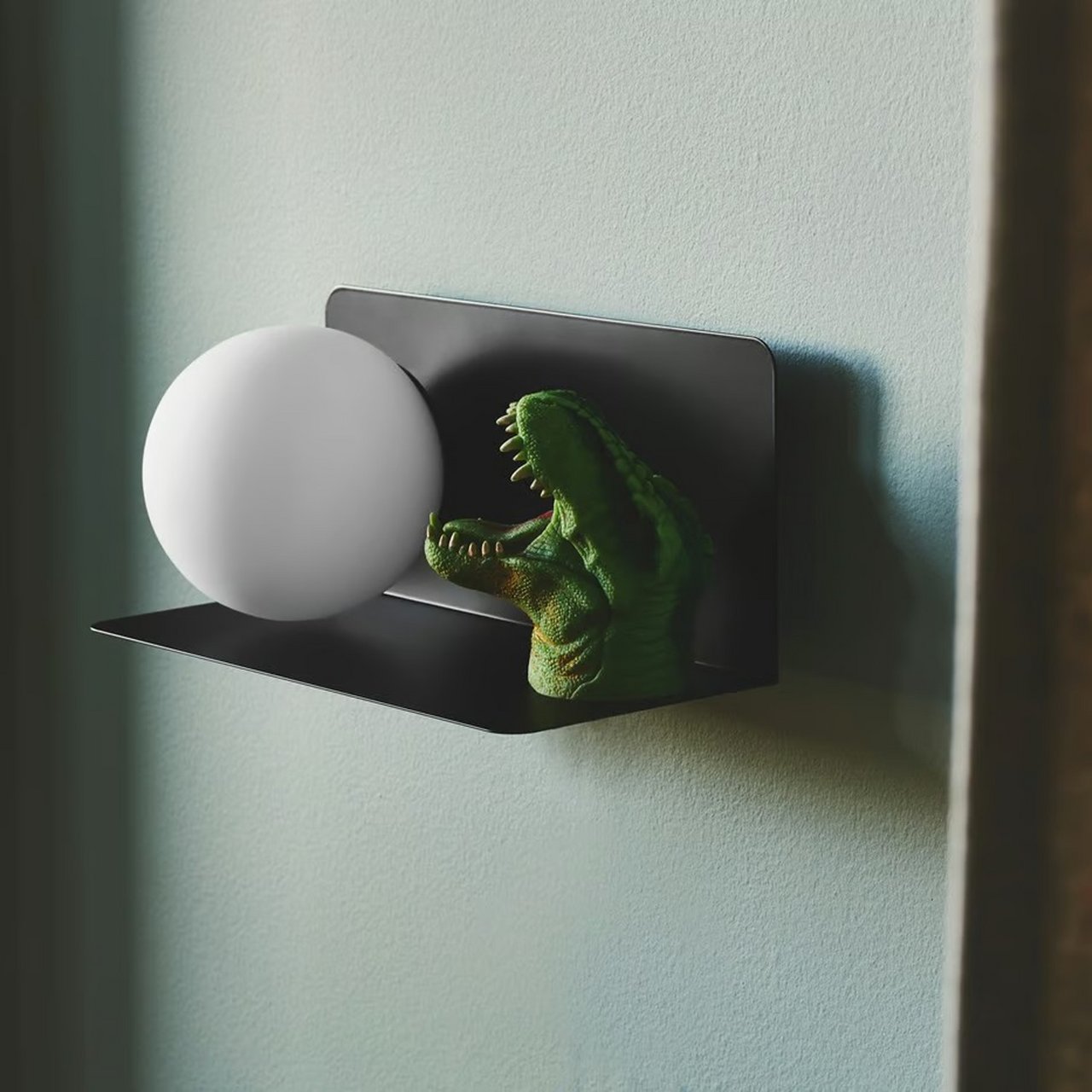 NORDLUX LILIBETH VEGGLAMPE E14 SORT NORDLUX LILIBETH VEGGLAMPE E14 SORT