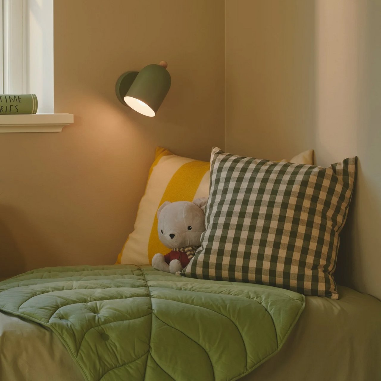 NORDLUX GASTON VEGGLAMPE STØVETE GRØNN NORDLUX GASTON VEGGLAMPE STØVETE GRØNN