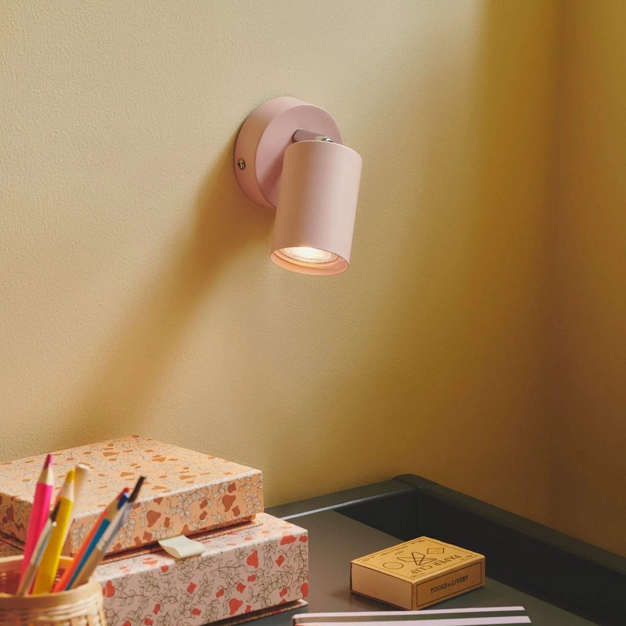 NORDLUX EXPLORE VEGGLAMPE GU10 ROSA NORDLUX EXPLORE VEGGLAMPE GU10 ROSA