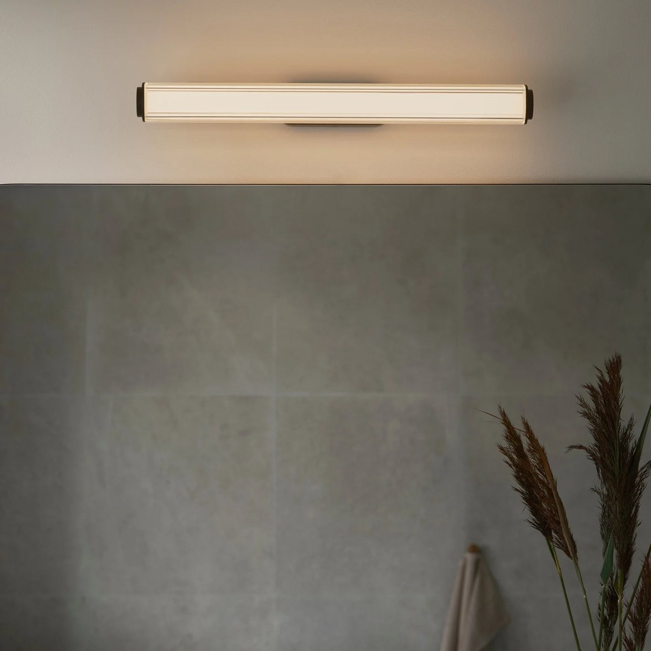 NORDLUX VIRELLE 50 VEGGLAMPE SORT NORDLUX VIRELLE 50 VEGGLAMPE SORT