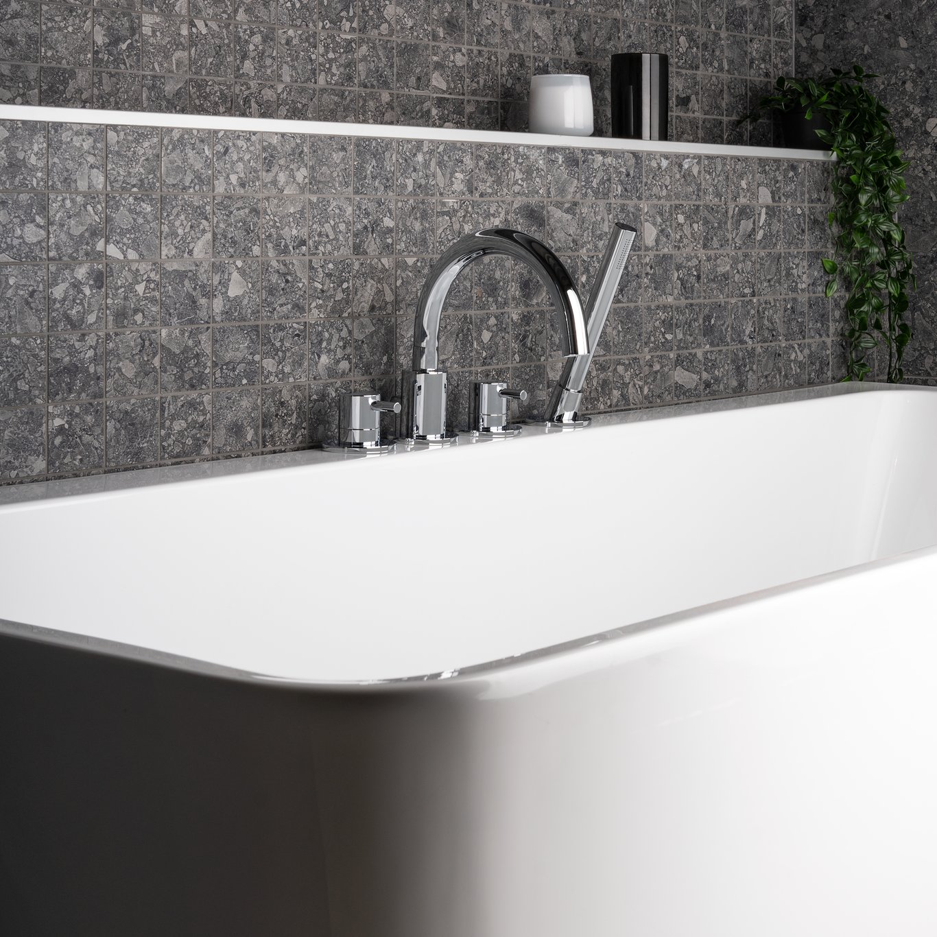 CELESTE ABBEY 4-HULLS BADEKARARMATUR, KROM CELESTE ABBEY 4-HULLS BADEKARARMATUR, KROM