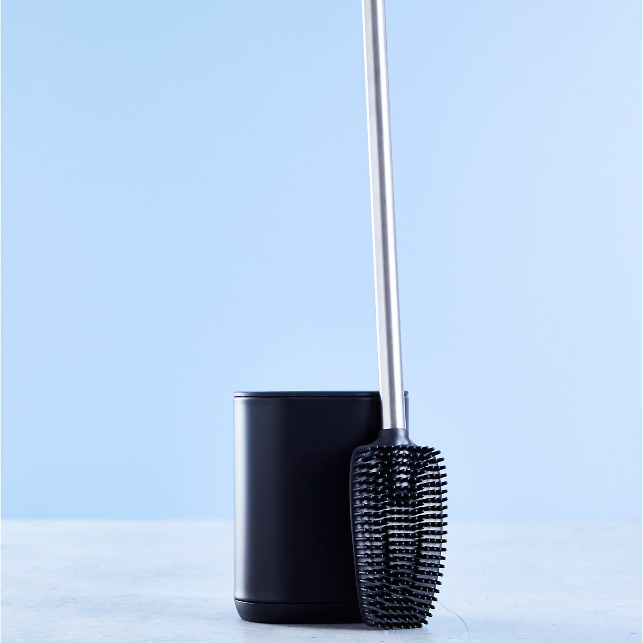 DAY TOALETTBØRSTE SORT