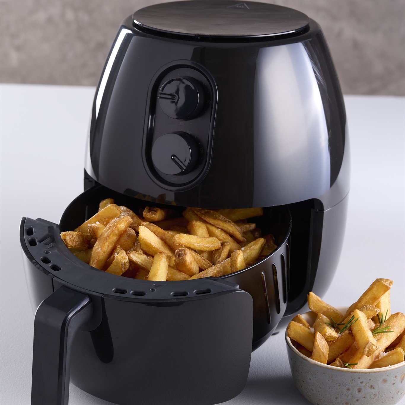 DAY AIRFRYER 3,5L 1360W DAY AIRFRYER 3,5L 1360W