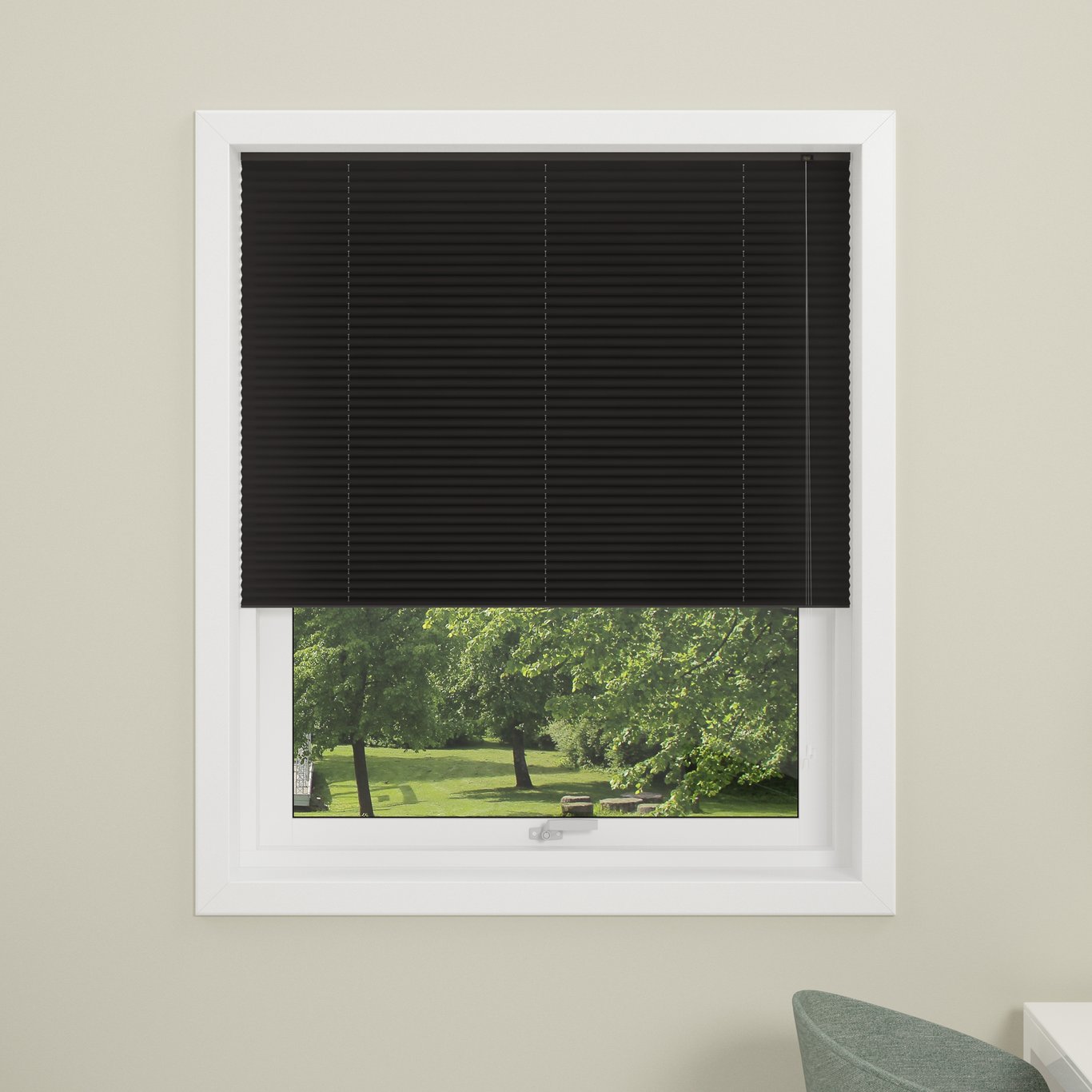 DEBEL PLISSÉGARDIN LONDON LYSDEMPENDE SORT 130X130 DEBEL PLISSÉGARDIN LONDON LYSDEMPENDE SORT 130X130
