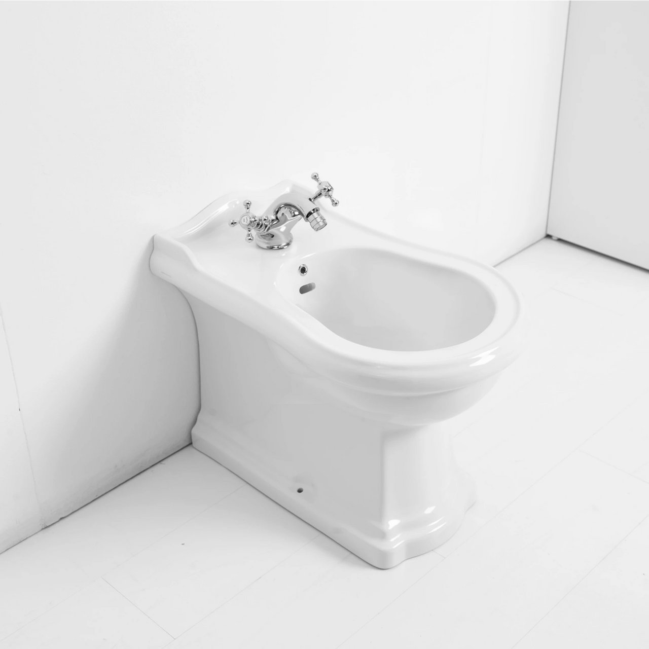 LAVABO RETRO GULVSTÅENDE BIDÉT HVIT LAVABO RETRO GULVSTÅENDE BIDÉT HVIT