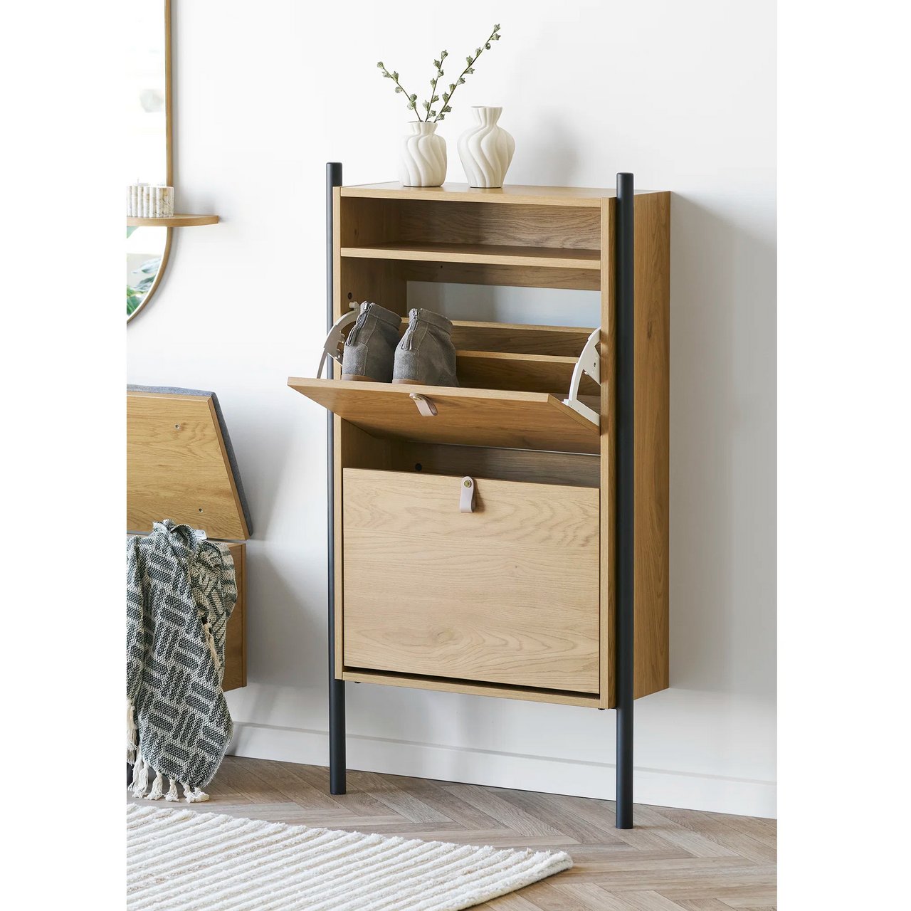 HOUSE NORDIC SKOSKAP LOOK EIK 62X26X118