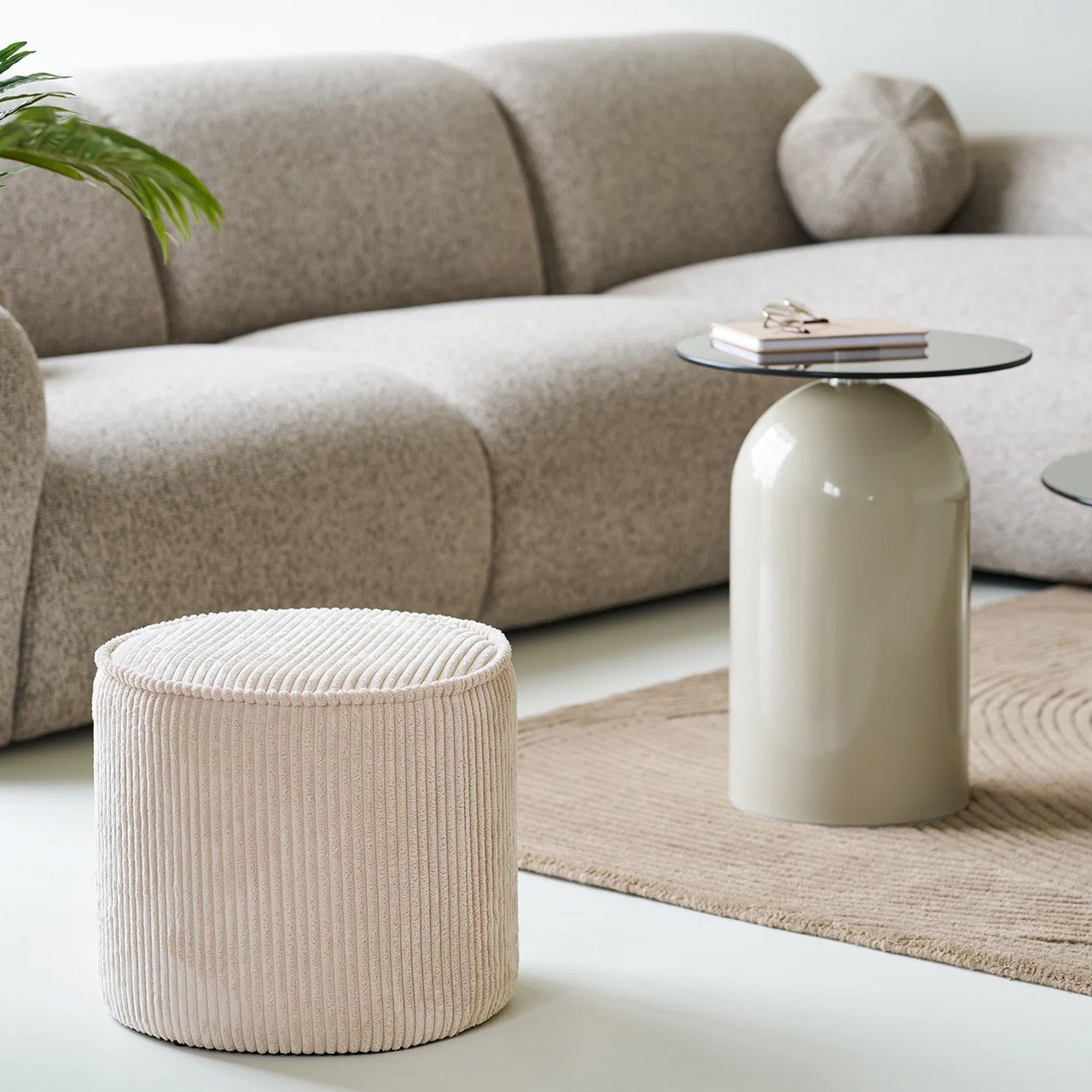 HOUSE NORDIC LODI PUFF FLØYEL BEIGE Ø40X35
