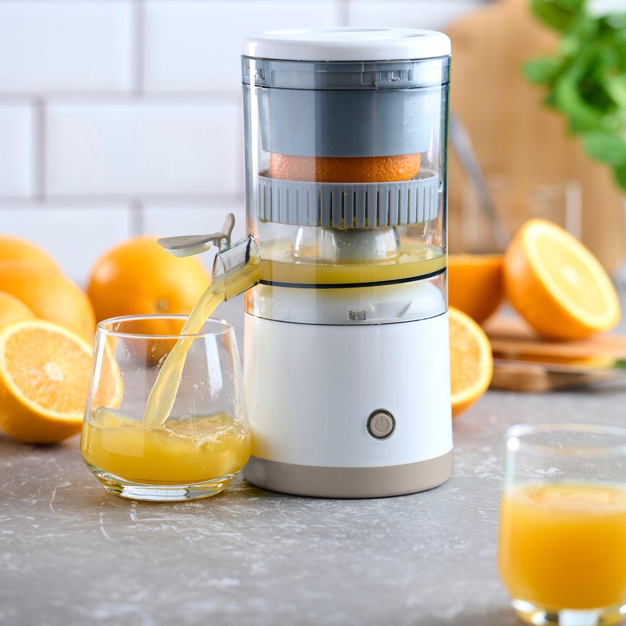 DAY JUICEPRESSE ELEKTRISK 30W DAY JUICEPRESSE ELEKTRISK 30W