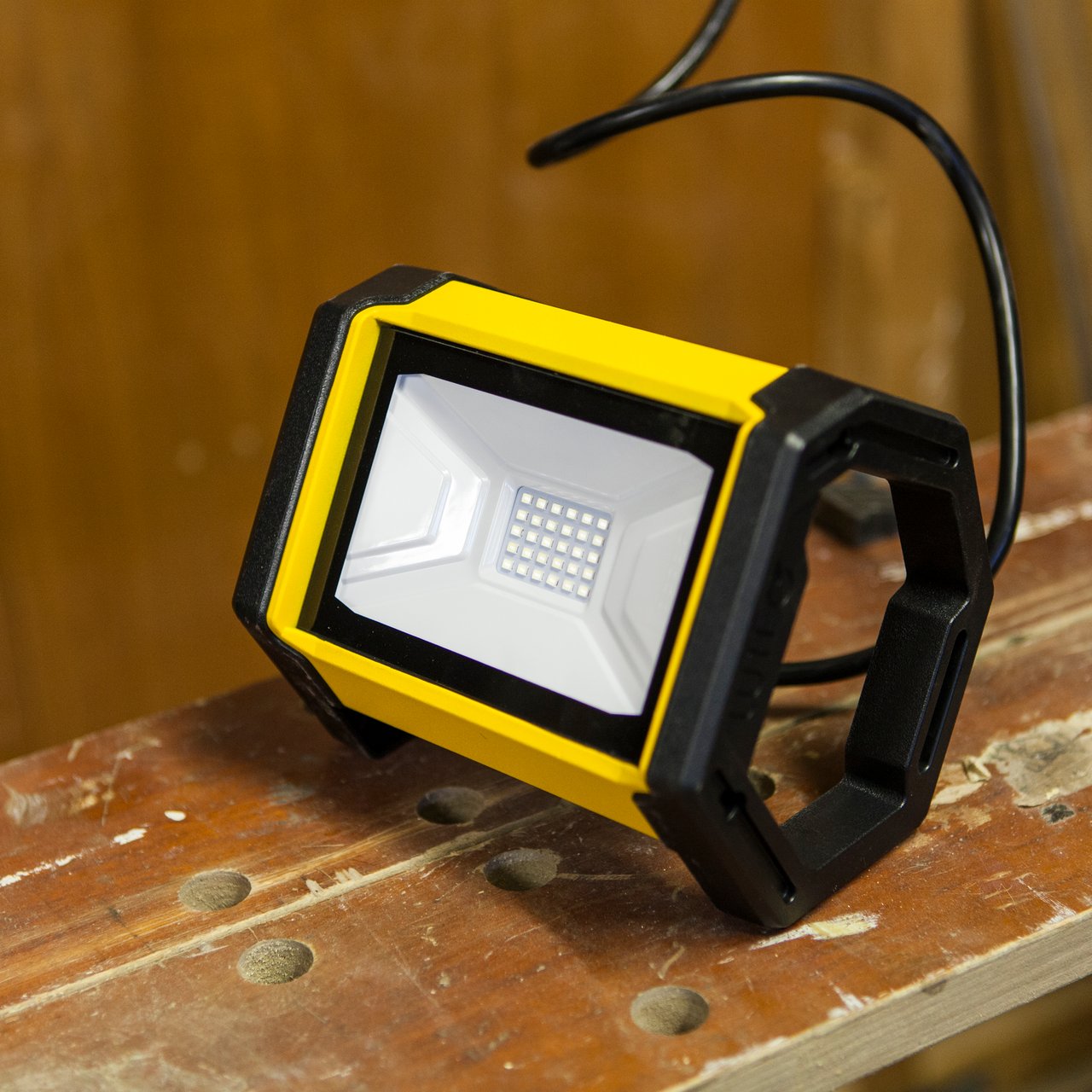 LUTEC EPTA LED ARBEIDSLAMPE BÆRBAR 1 LYS LUTEC EPTA LED ARBEIDSLAMPE BÆRBAR 1 LYS