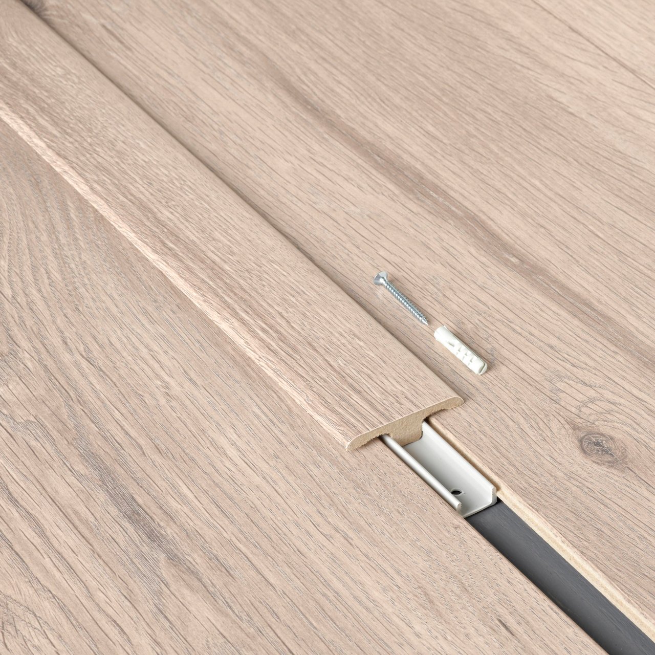 BERRYALLOC VÅREIK T-LIST 2,4 M BERRYALLOC VÅREIK T-LIST 2,4 M