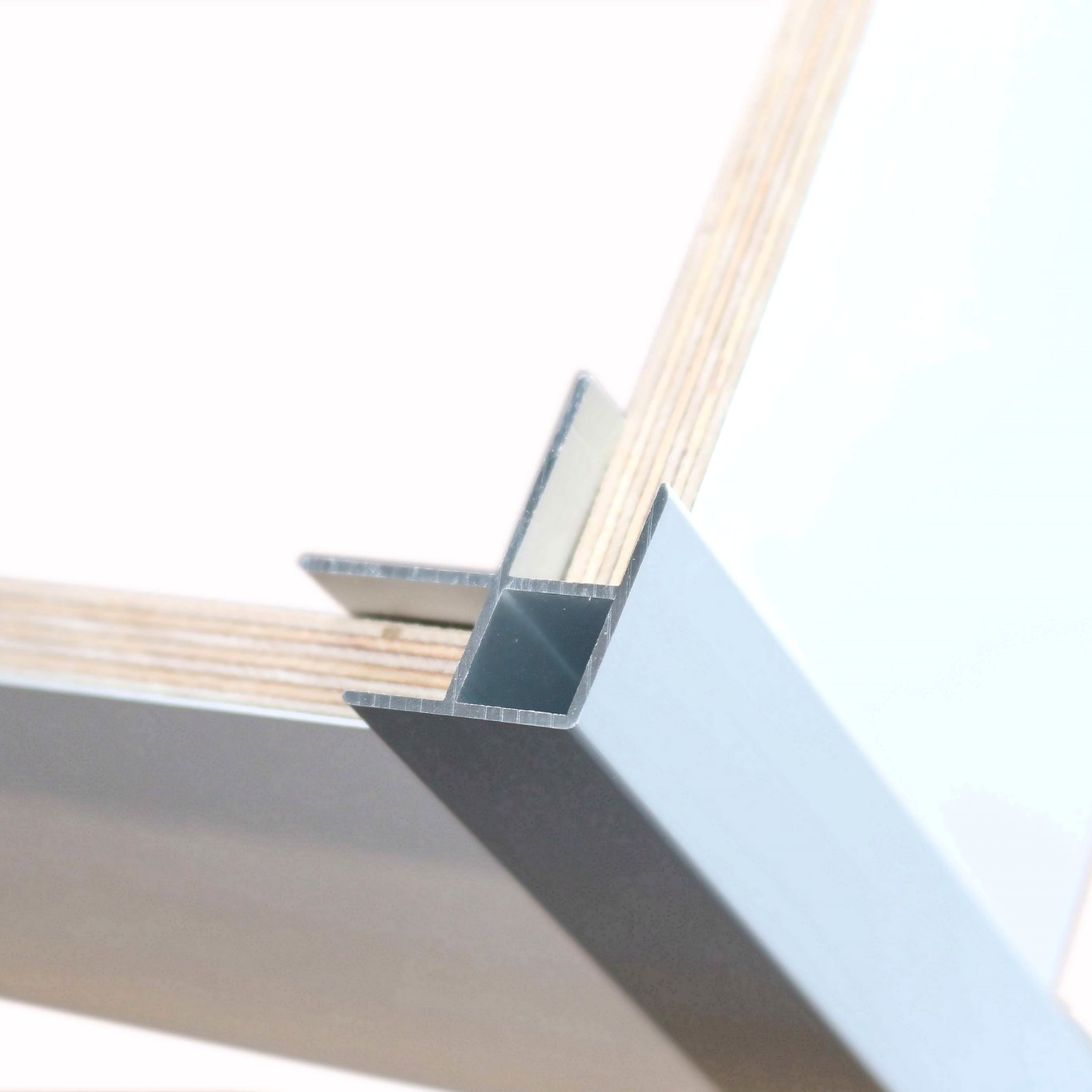 BERRYALLOC UTVENDIG HJØRNELIST NATUR 2,7M BERRYALLOC UTVENDIG HJØRNELIST NATUR 2,7M