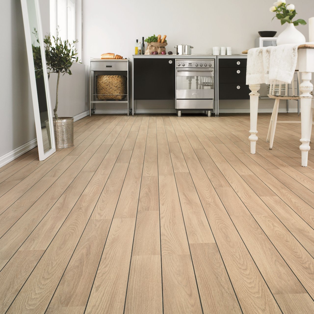 BERRYALLOC ORIGINAL EIK HVITOLJET SD HØYTRYKKSLAMINAT BERRYALLOC ORIGINAL EIK HVITOLJET SD HØYTRYKKSLAMINAT