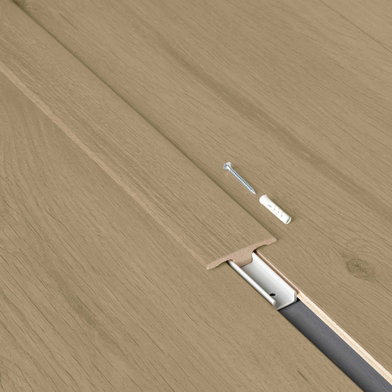 BERRYALLOC BERGEN EIK T-LIST 2,4 M BERRYALLOC BERGEN EIK T-LIST 2,4 M